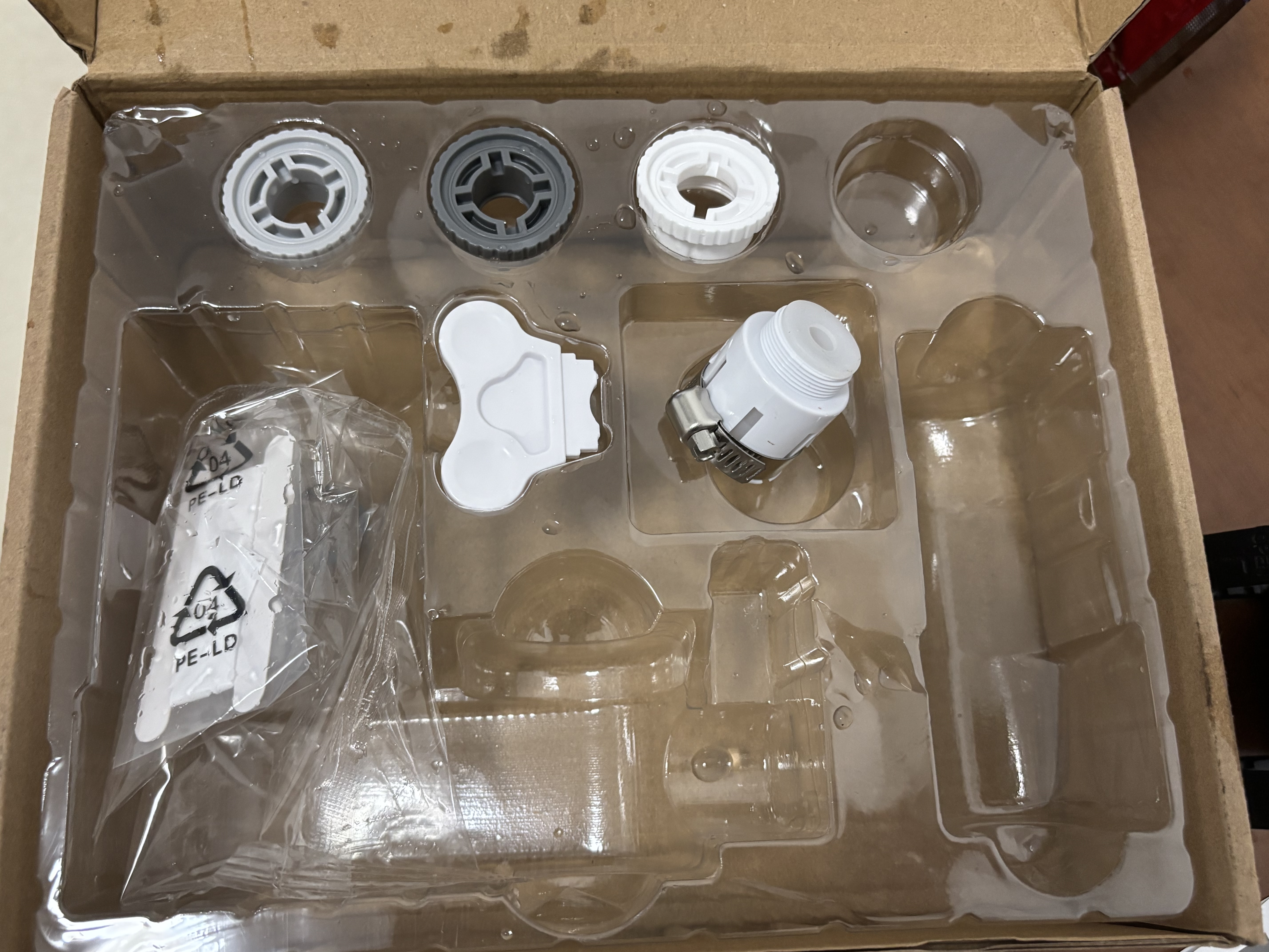 苏泊尔（SUPOR）水龙头净水器过滤器家用除氯除味净化水质可视化可清洗双出水口前置滤水器 1机1芯SJL-D15 实拍图