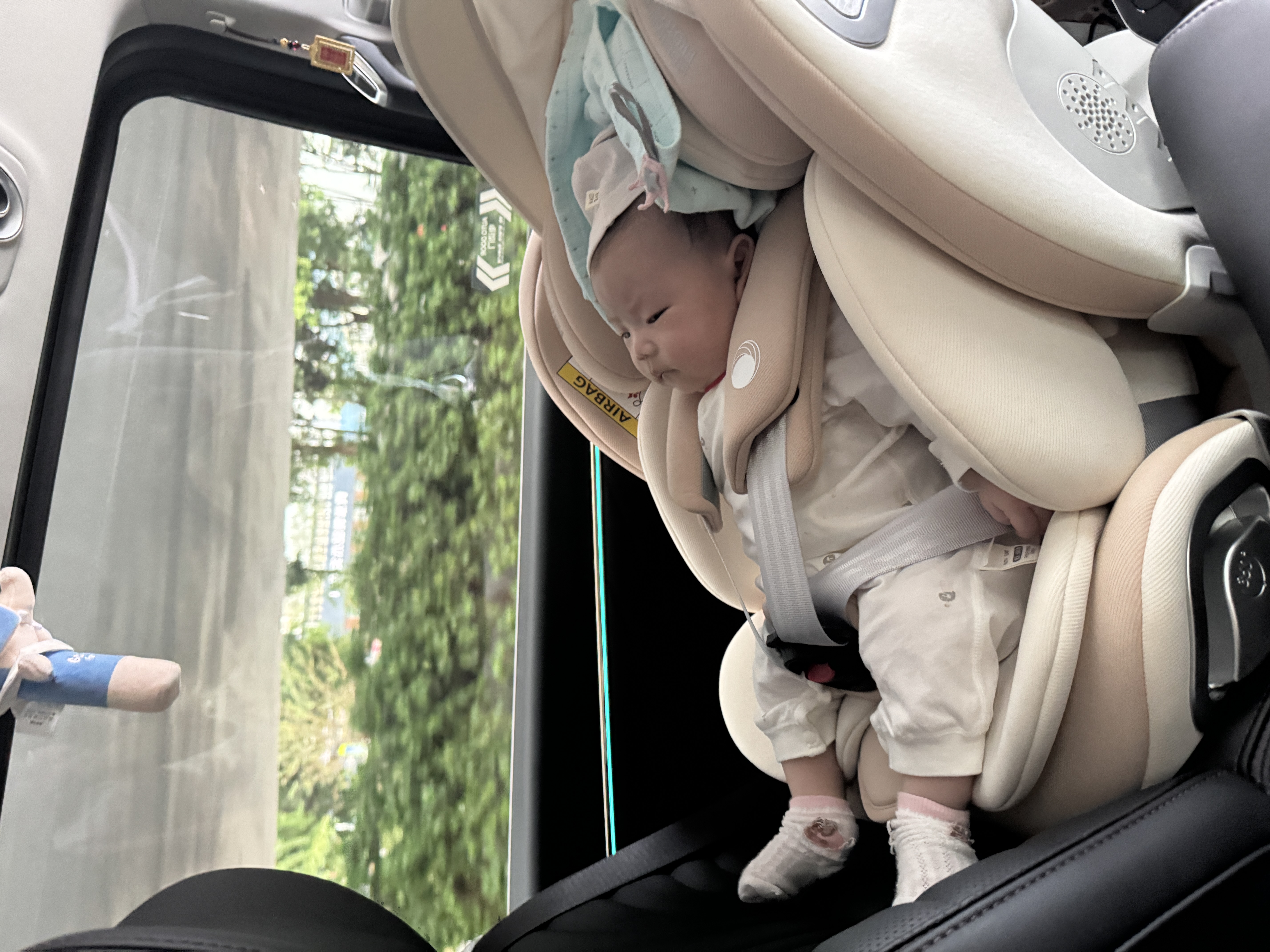 Heekin引领者儿童安全座椅汽车车载用0-12岁新生婴儿宝宝175°可坐可躺 香槟金-智能MAX(智能版加配+全罩式遮阳棚) 实拍图