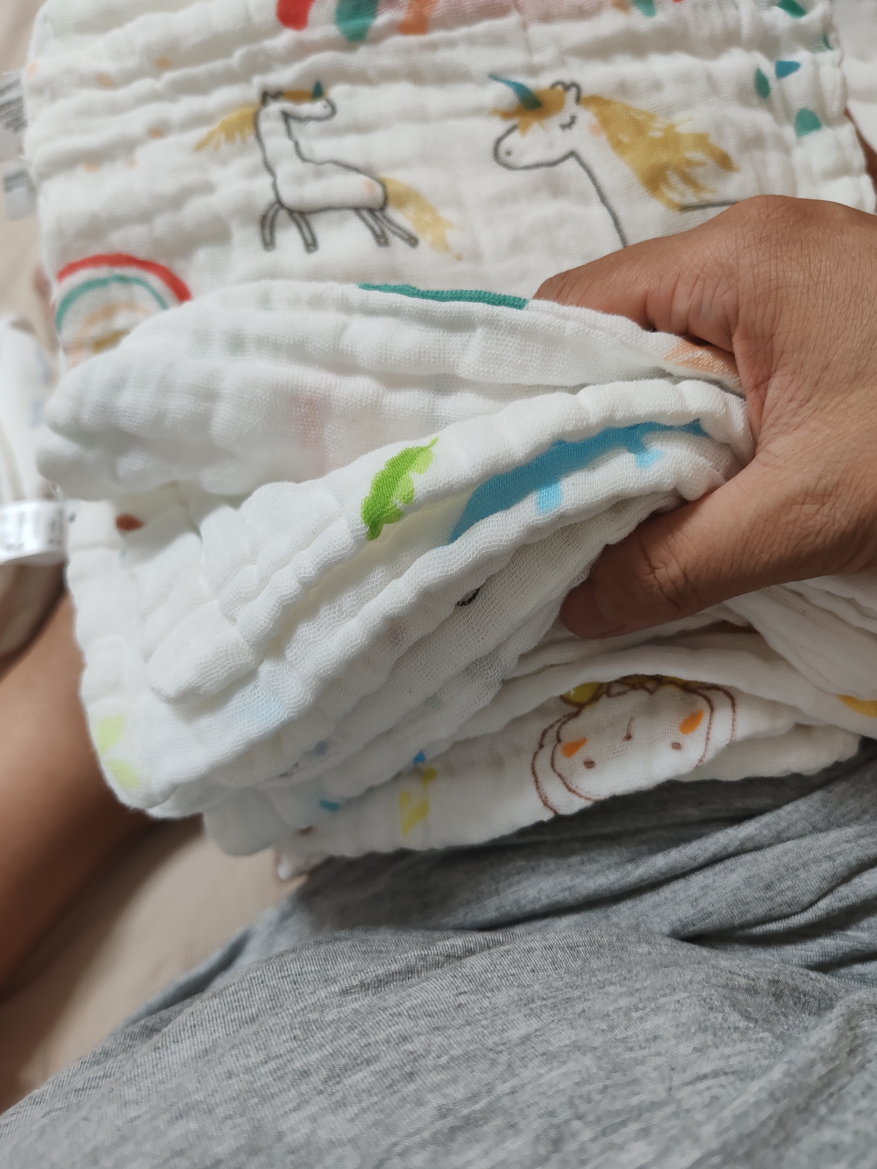 纯棉纱布方巾柔软吸水儿童毛巾印花口水巾高密婴幼儿A类幼儿园 10条六层纱布图案随机搭配25*25 实拍图