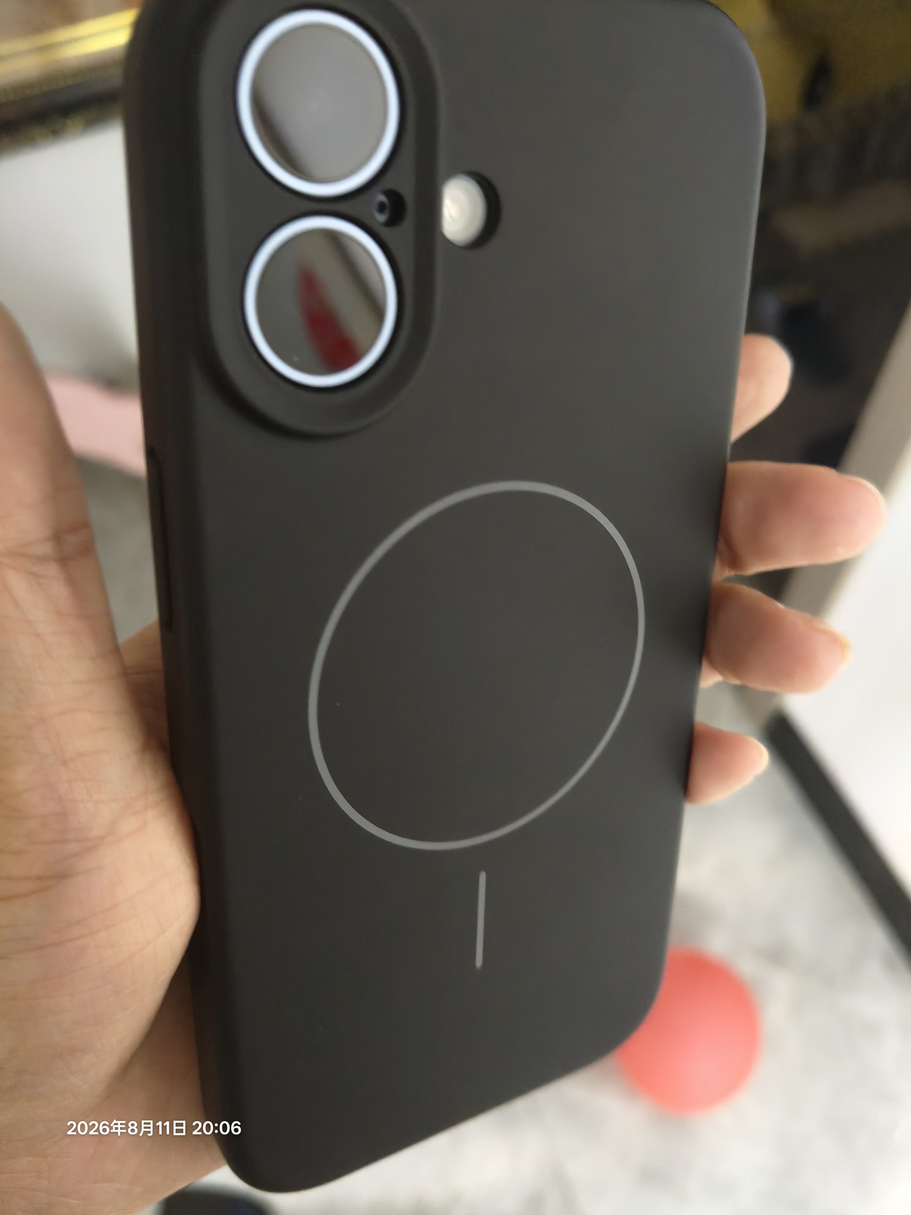 奶小鸭（NEYAA）适用苹果17手机壳 iphone17保护套镜头全包超薄Magsafe磁吸充电液态硅胶防摔简约男女款 石墨黑 实拍图