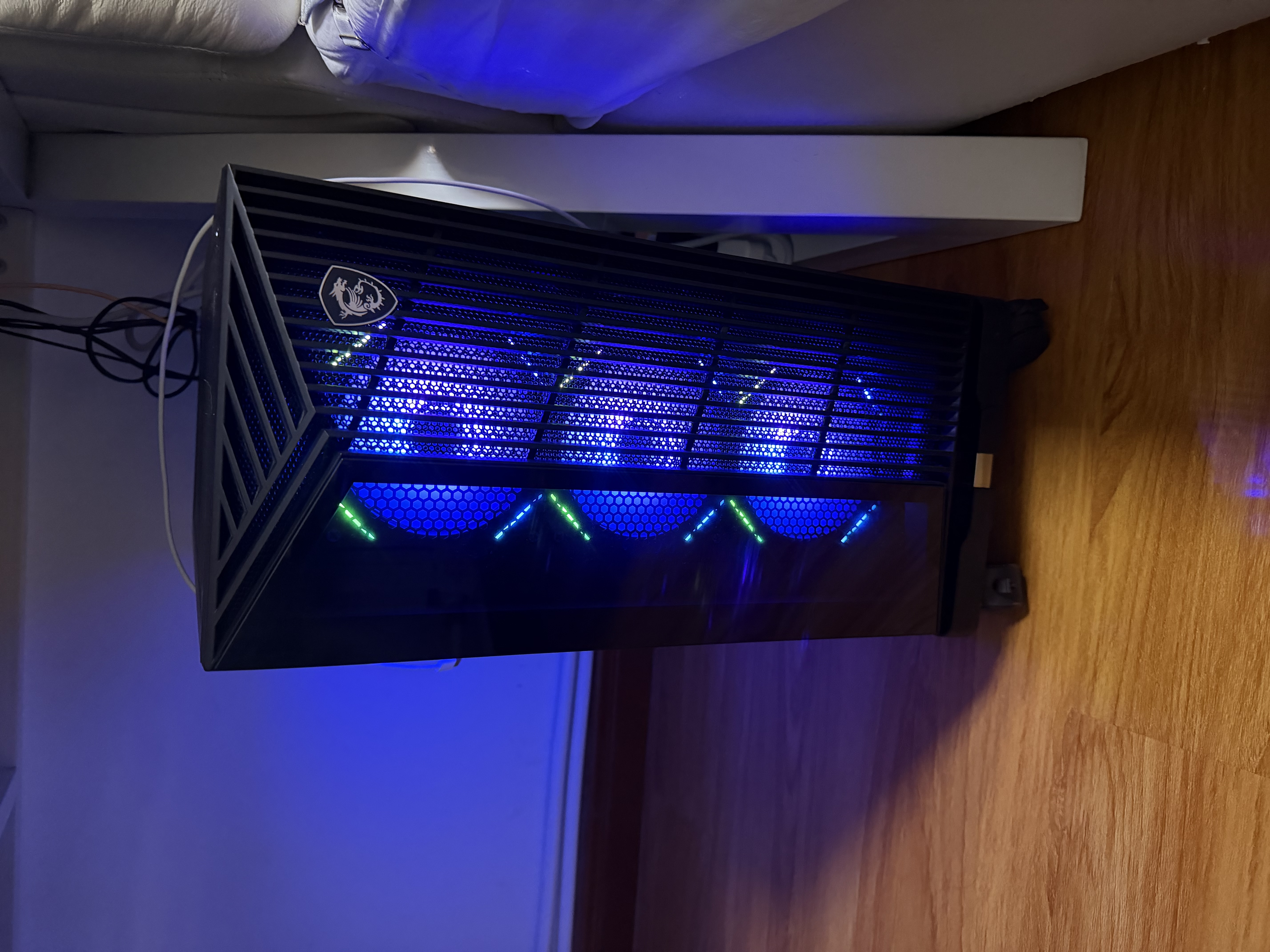 AMD&微星 宙斯盾ZS2 锐龙R7 9800X3D/RTX5080/32G/1TB 电竞游戏台式DIY组装电脑主机整机全家桶 实拍图
