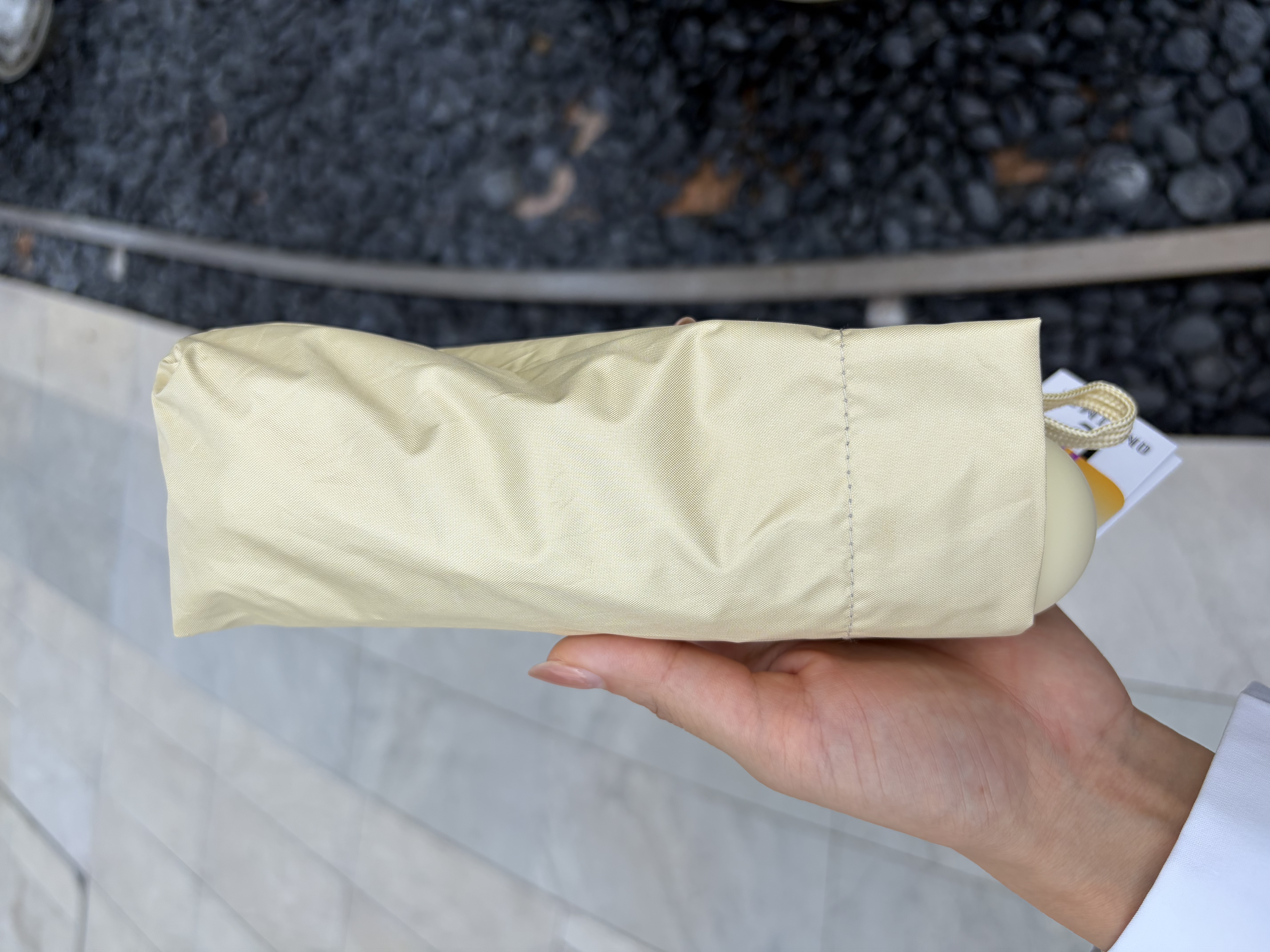 七麦麦超轻晴雨伞五折太阳伞遮阳伞便携防紫外线女迷你折叠防晒胶囊伞8骨加固伞架UPF50+晴雨两用 实拍图