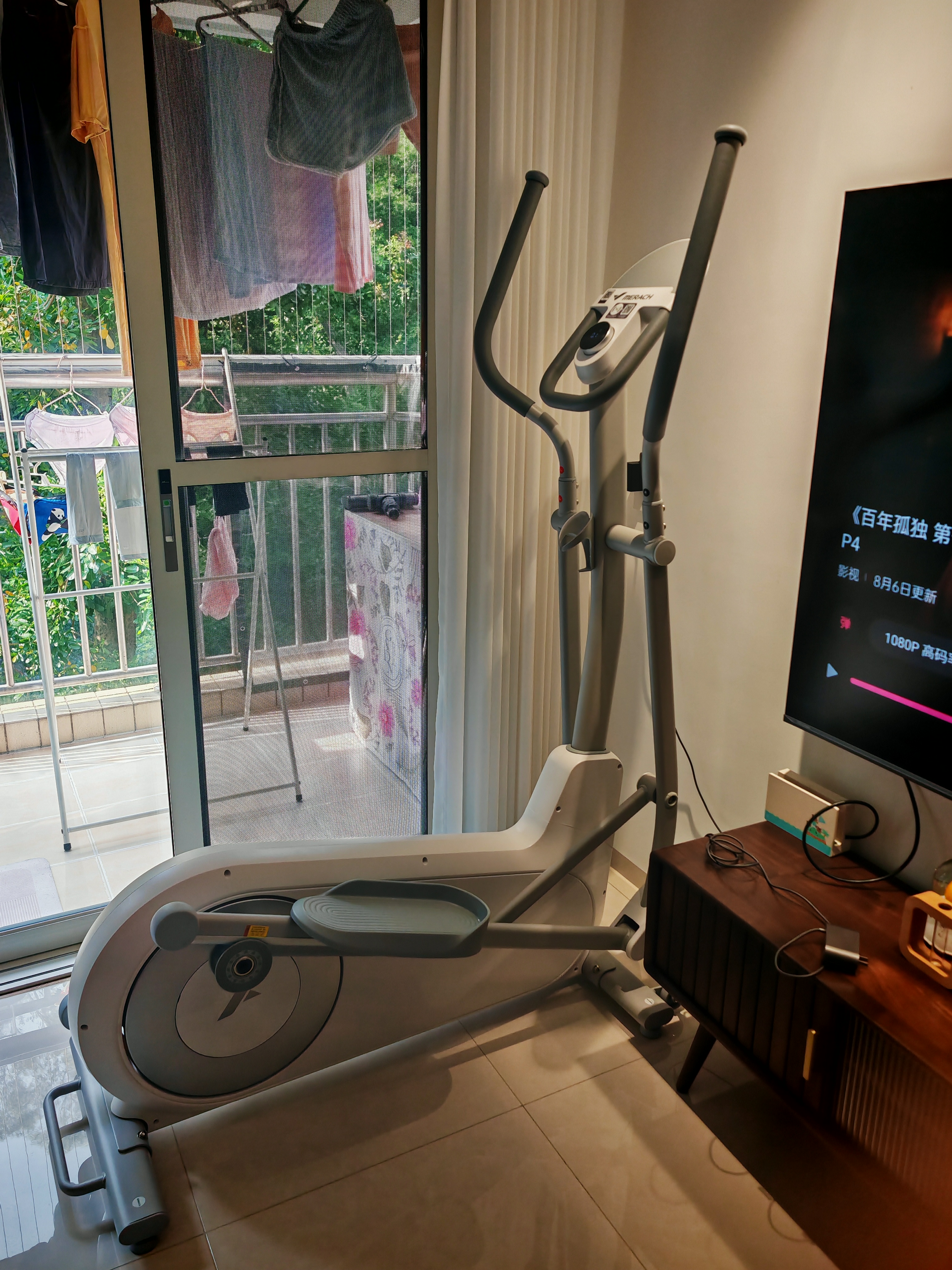麦瑞克（MERACH）椭圆机家用健身器材智能椭圆仪爬坡踏步机凌波L7 MR-E27W1-HW/1 实拍图