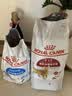 皇家猫粮 成猫猫粮 营养均衡 F32 通用粮 1-7岁 15KG 实拍图