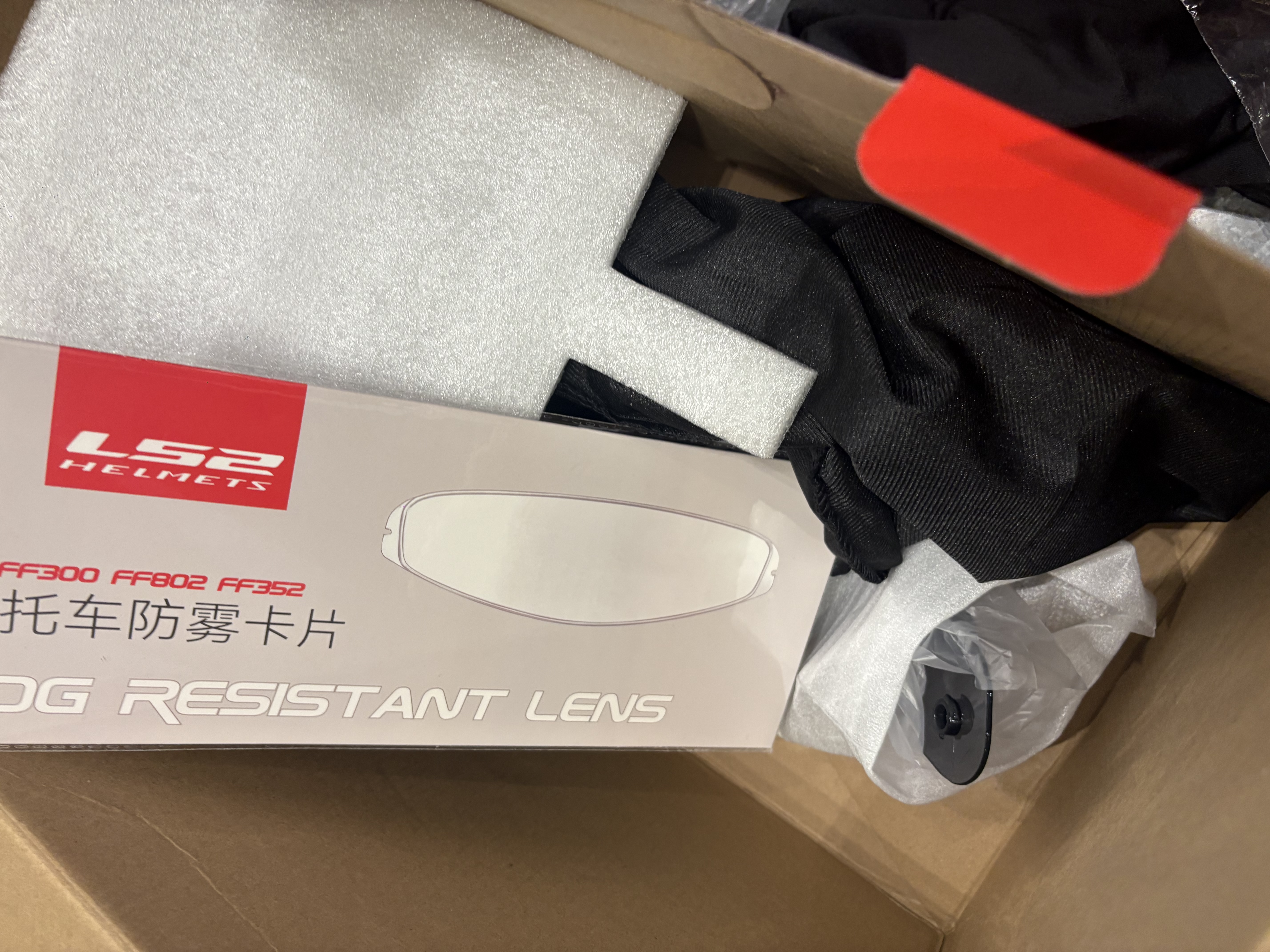 LS2情侣摩托车头盔男女机车赛车全盔儿童防雾大尾翼四季通用FF802 特白/桔摩擦 2XL(建议57-58头围) 实拍图