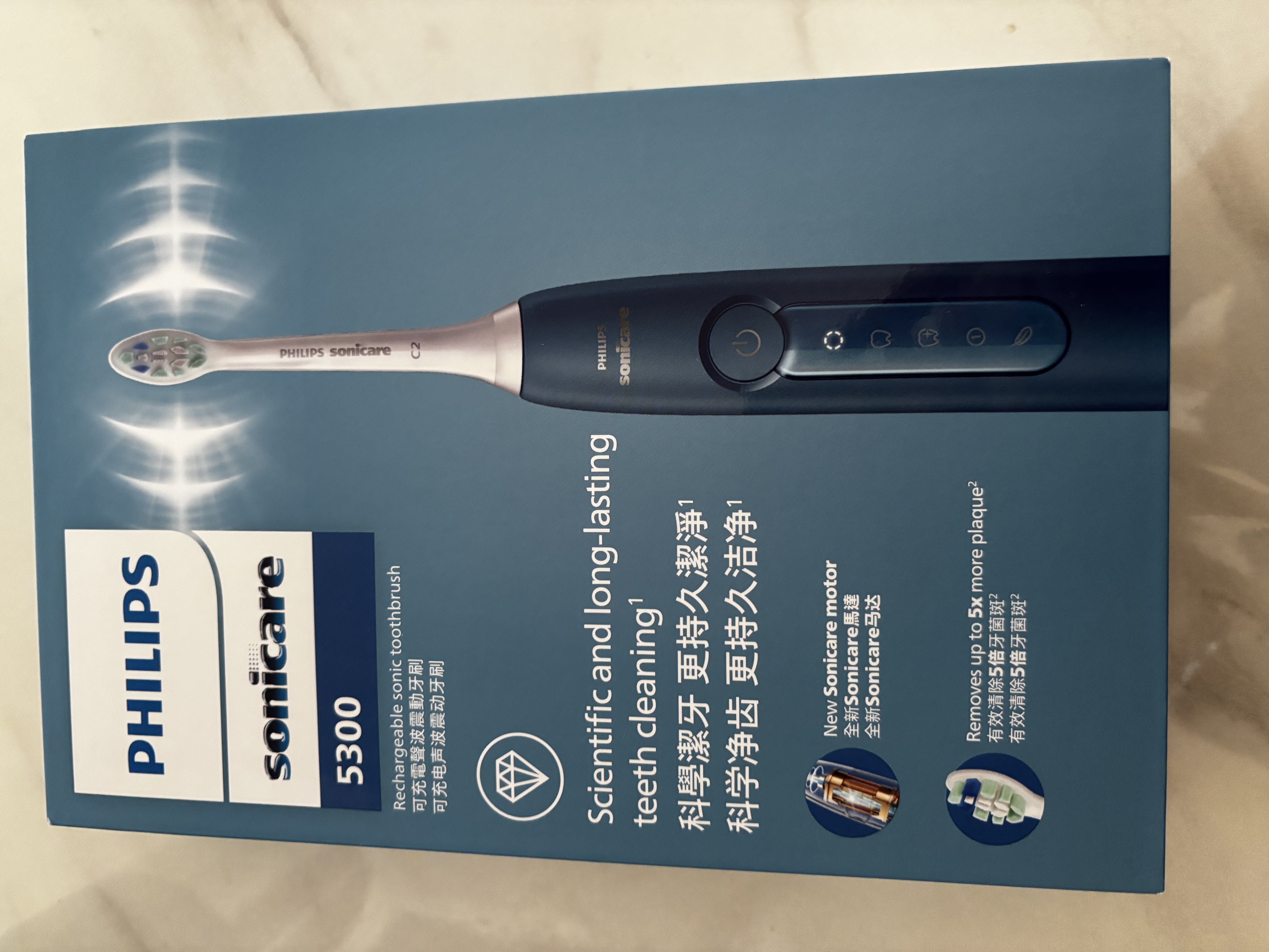 飞利浦（PHILIPS）【七夕情人节礼物】声波电动牙刷钻石3系 5倍洁齿5种模式 洁净亮白2刷头 送男士/女友 HX5181/02蓝 实拍图