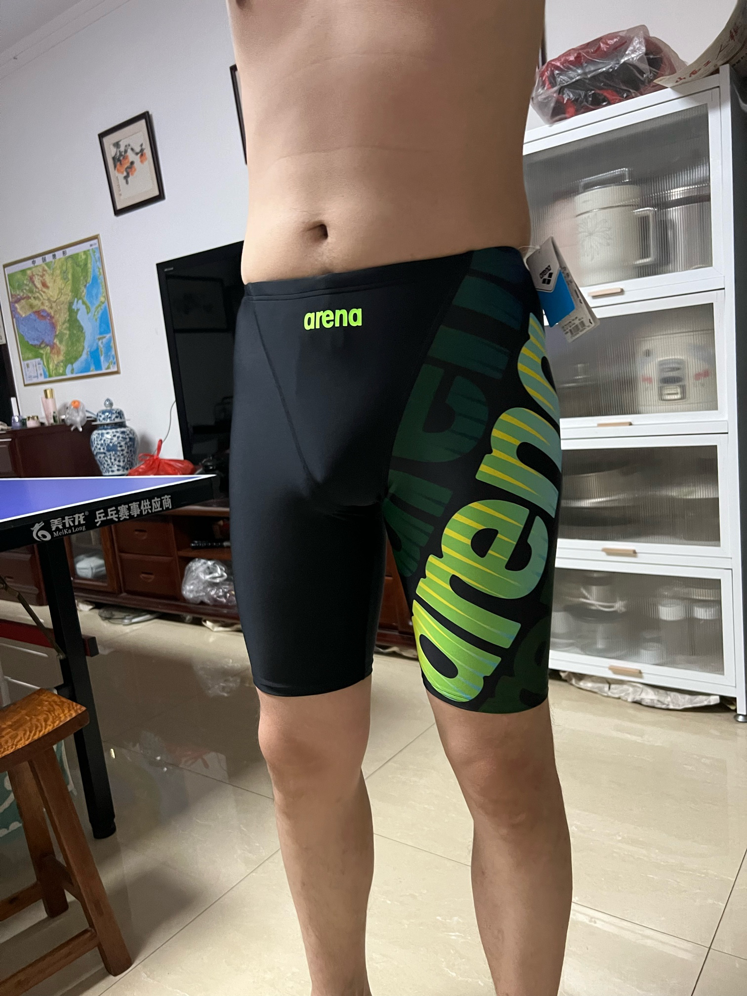 阿瑞娜（arena）泳裤男专业训练五分及膝抗氯速干防尴尬大码高弹健身温泉游泳裤 黑绿（防尴尬设计内衬） XL 实拍图