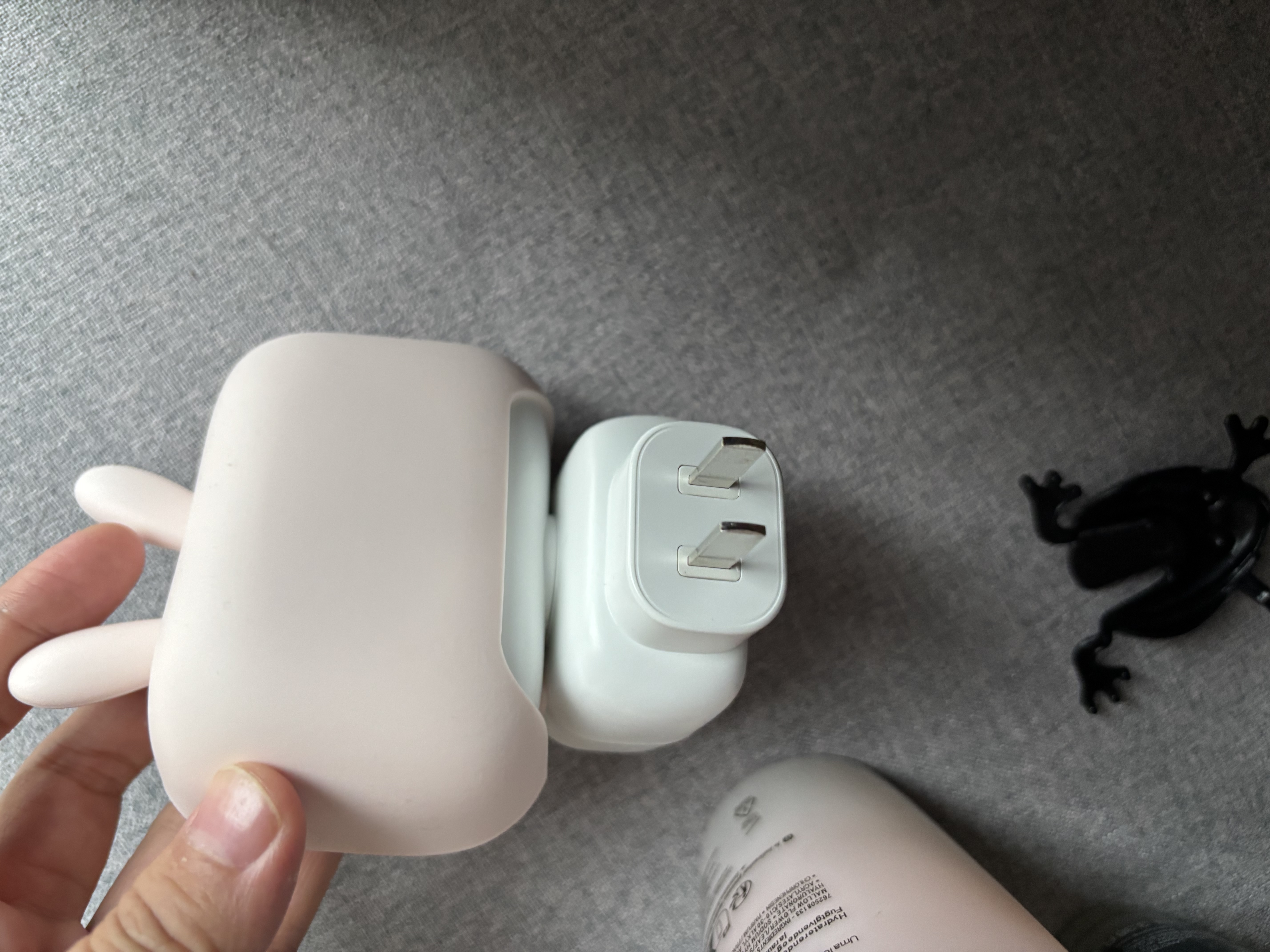 公牛（BULL）萌兔小夜灯氛围灯三档调色无极调光三档定时无线遥控插电时钟款 实拍图