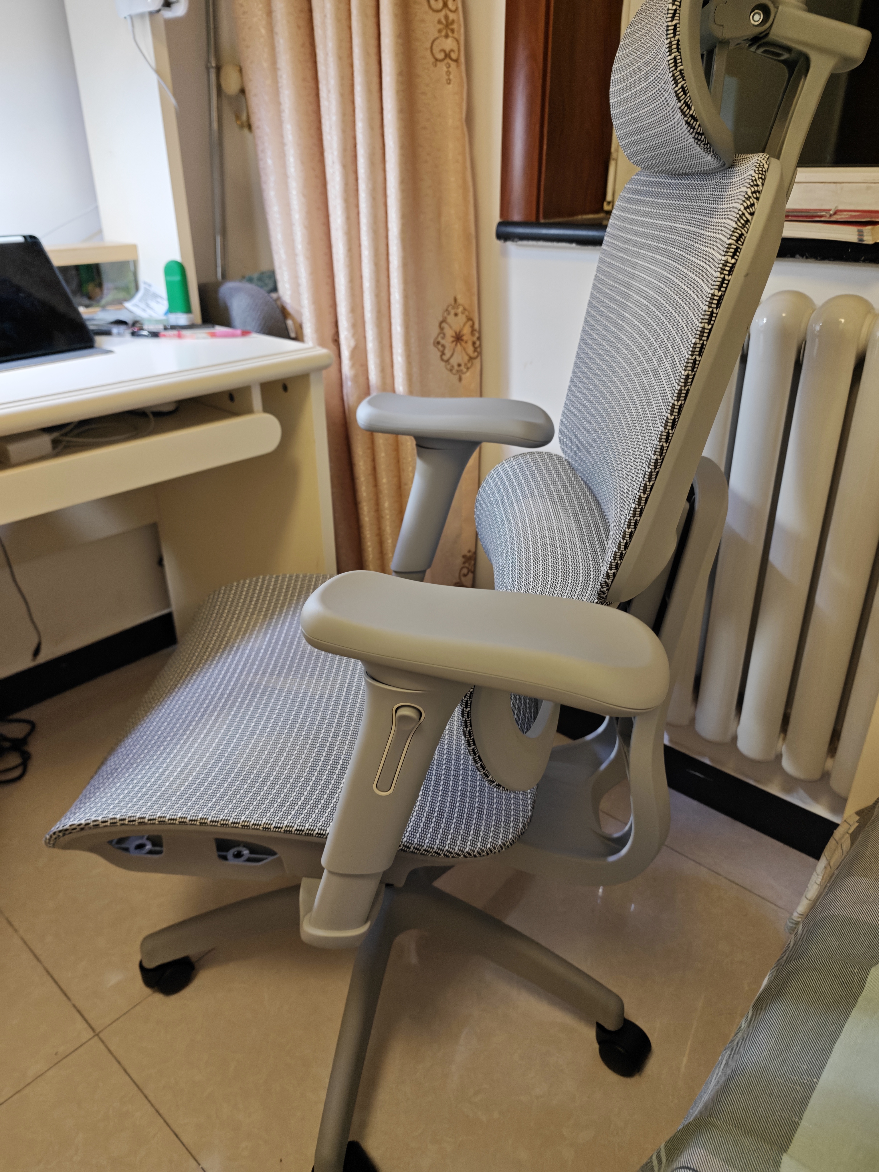 南皇人体工学椅可躺电脑椅久坐舒服护腰电竞椅工程学座椅透气旋转椅子 镂空灰-全背升降-尼龙脚-6D腰托-4级气杆-165° 155-180度(含) 可旋转可升降扶手 -赠衣架 实拍图