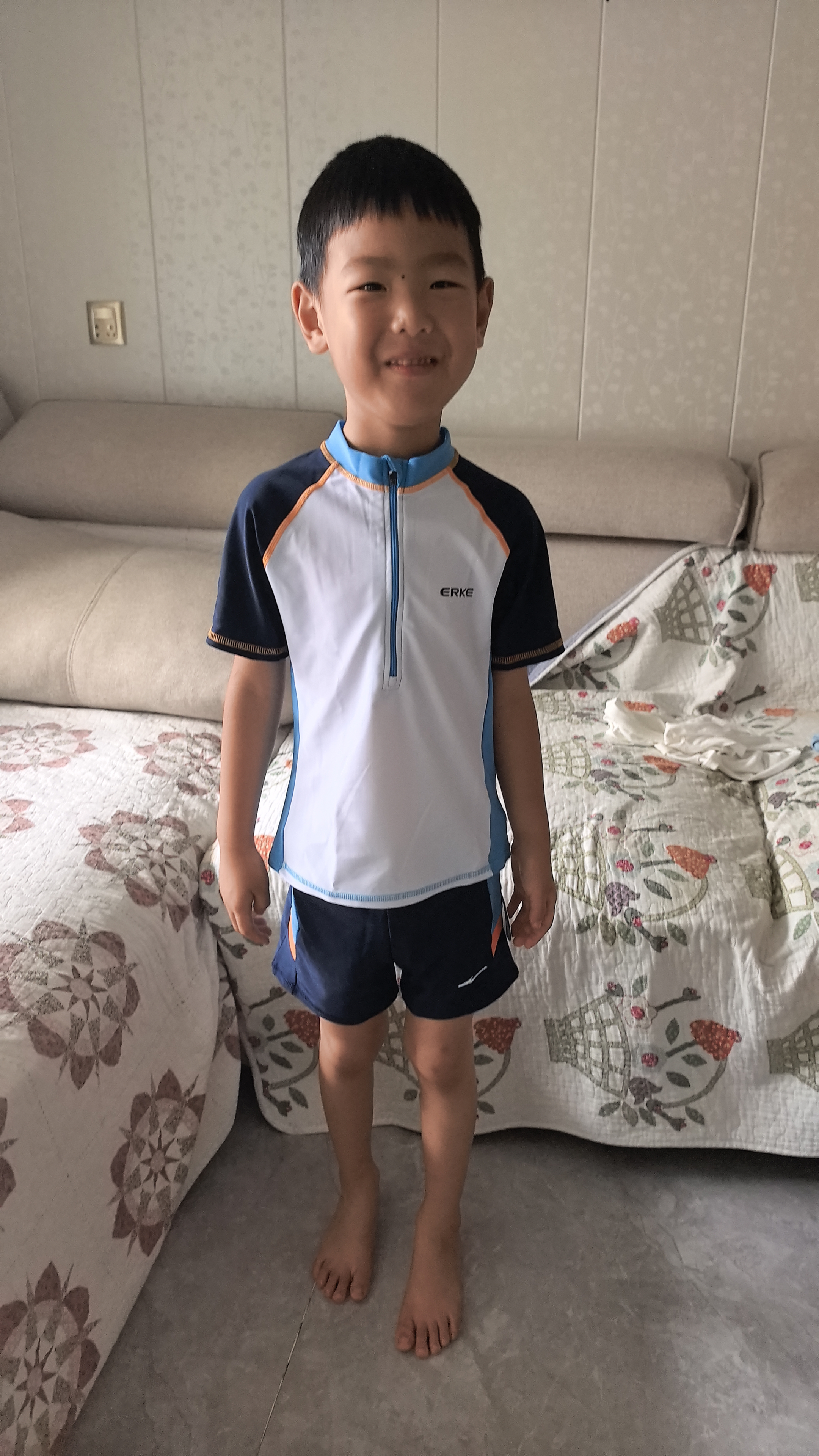 鸿星尔克（ERKE）儿童泳衣分体式男童青少年温泉学生泳衣泳裤两件套泳装男孩游泳衣 实拍图