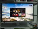微星（MSI）白刃X32 MAG 274QRFW X32 27英寸2K320Hz HDR400 0.5msGTG 2K240Hz 快速IPS 白色游戏电竞显示器 实拍图