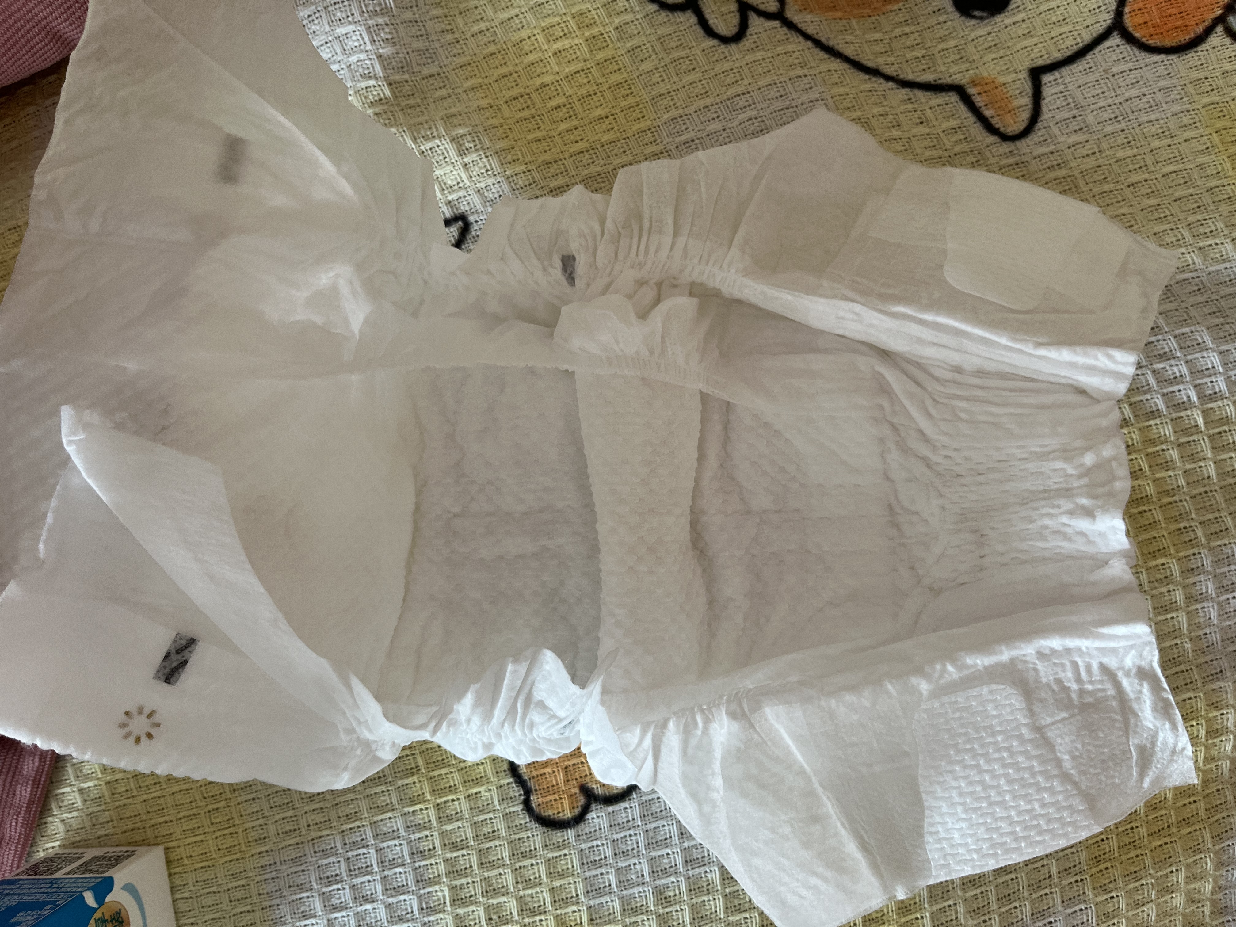 碧芭宝贝大鱼海棠纸尿裤M46片(6-11kg)尿不湿 干爽超薄透气大吸量亲肤柔软 实拍图
