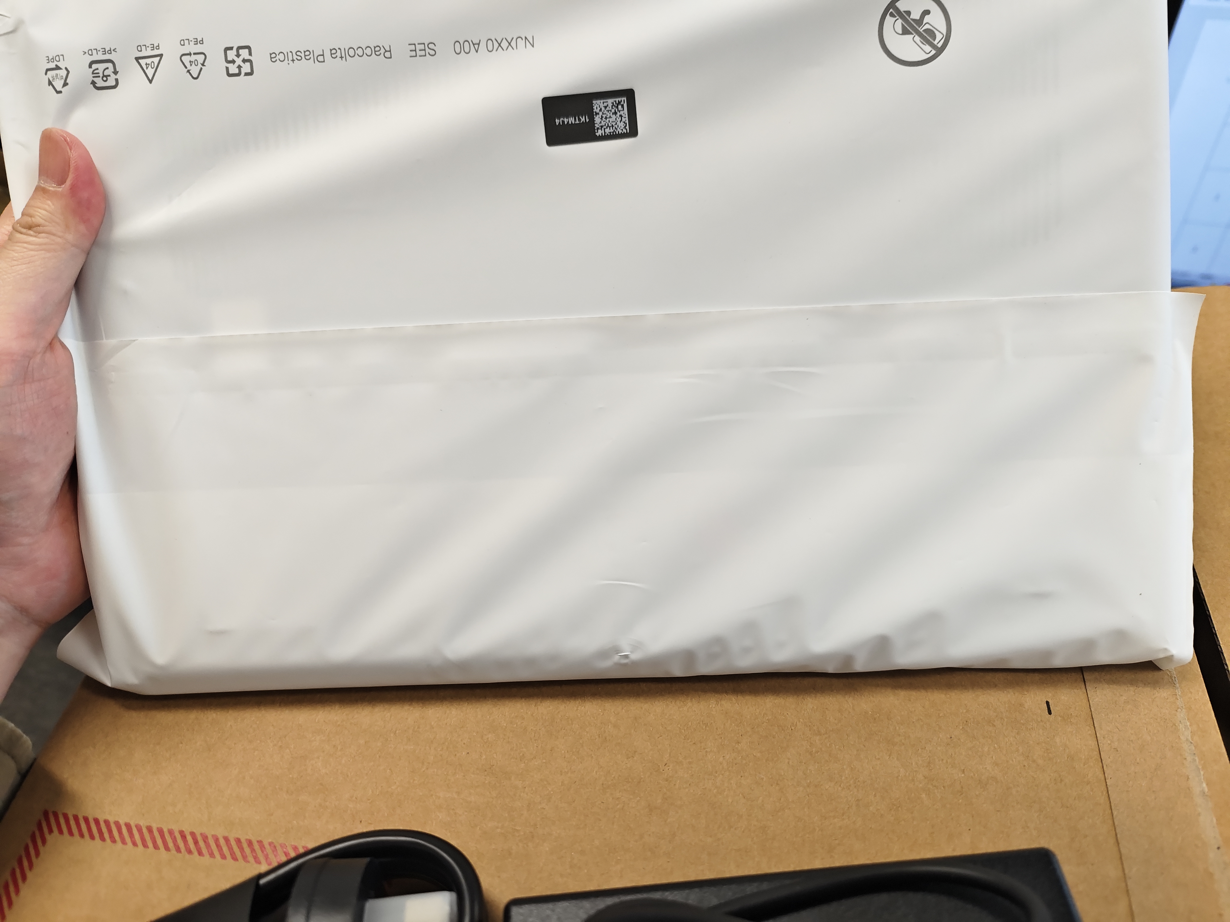 戴尔（DELL）灵越14PLUS7440【2026补贴15%新品】14英寸超轻薄本便携笔记本电脑大学生商务办公游戏AIPC手提本 标压酷睿core5-210H 2.5K 120Hz屏 16G内存 1T 实拍图