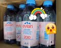 依云（evian）高端天然矿泉水 330ml*24硬瓶 法国原装进口饮用水 会议商务用水 实拍图