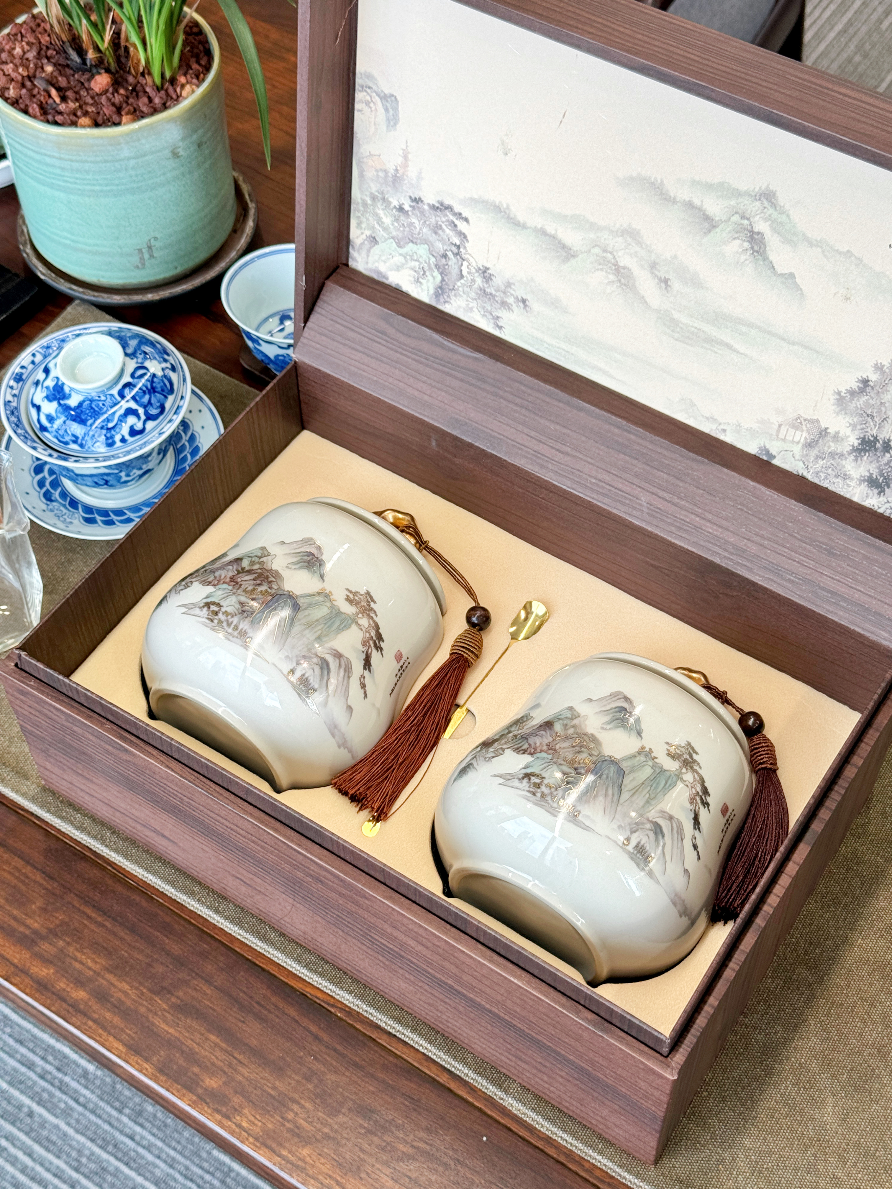 骏江南2026新茶洞庭山碧螺春明前特二级绿茶茶叶礼盒装送长辈节日送礼 实拍图