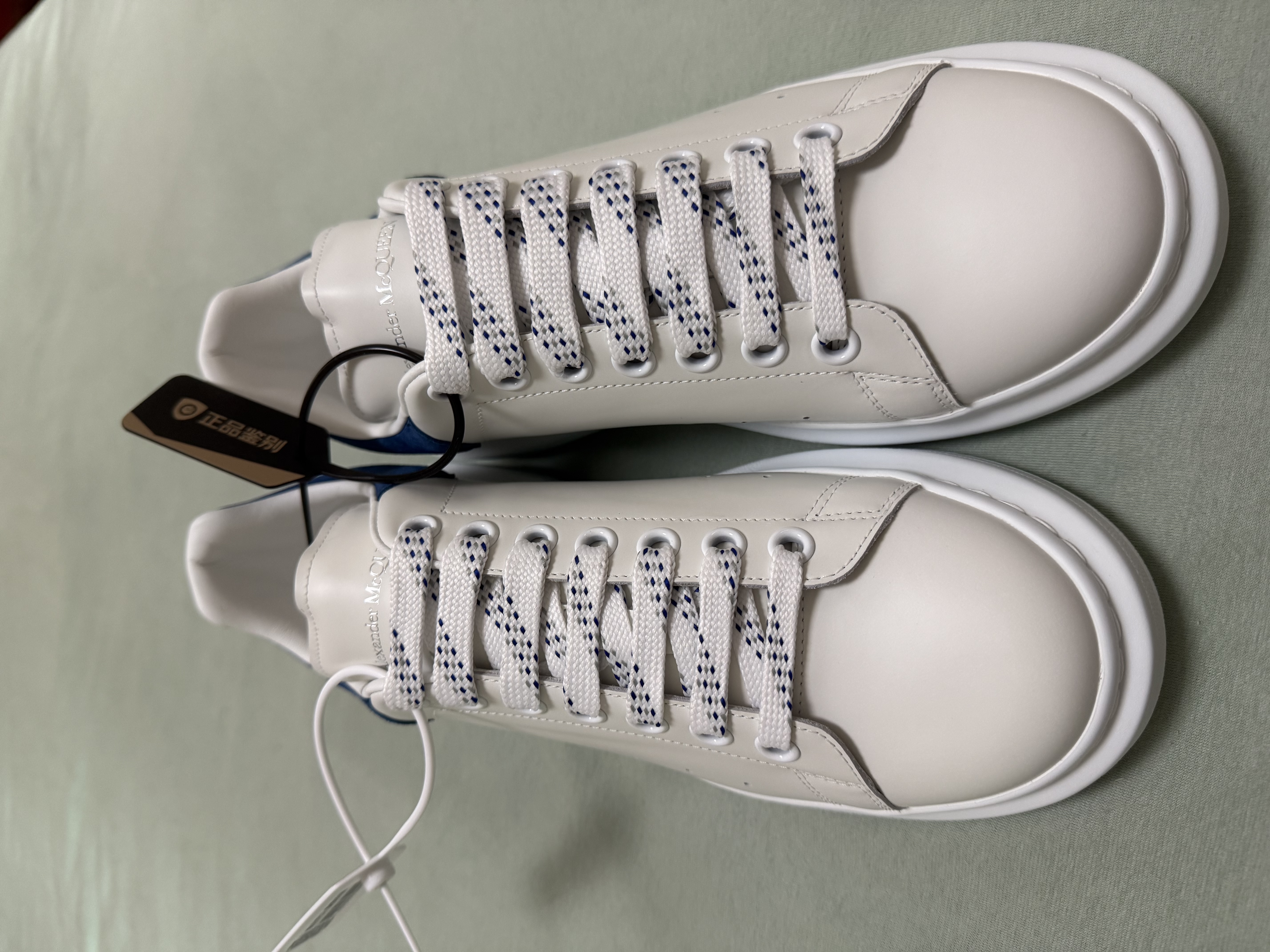 亚历山大麦昆（Alexander McQueen）厚底运动鞋男牛皮小白鞋礼物553680蓝尾 实拍图