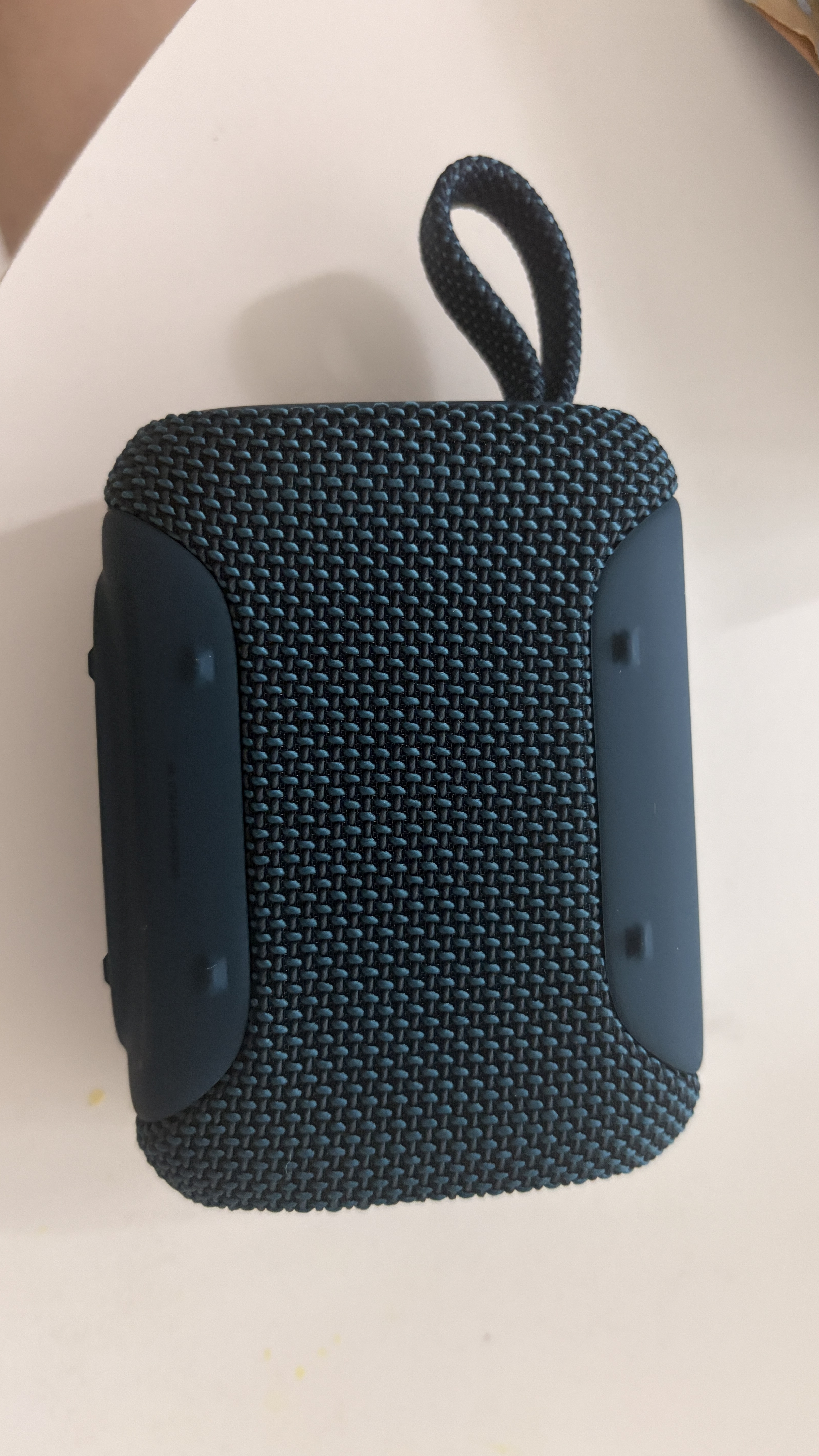 JBL GO5 音乐金砖五代 蓝牙音箱 便携迷你音箱 氛围灯音箱 低音炮 jbl 音响 开学季礼物音箱 蓝色 实拍图