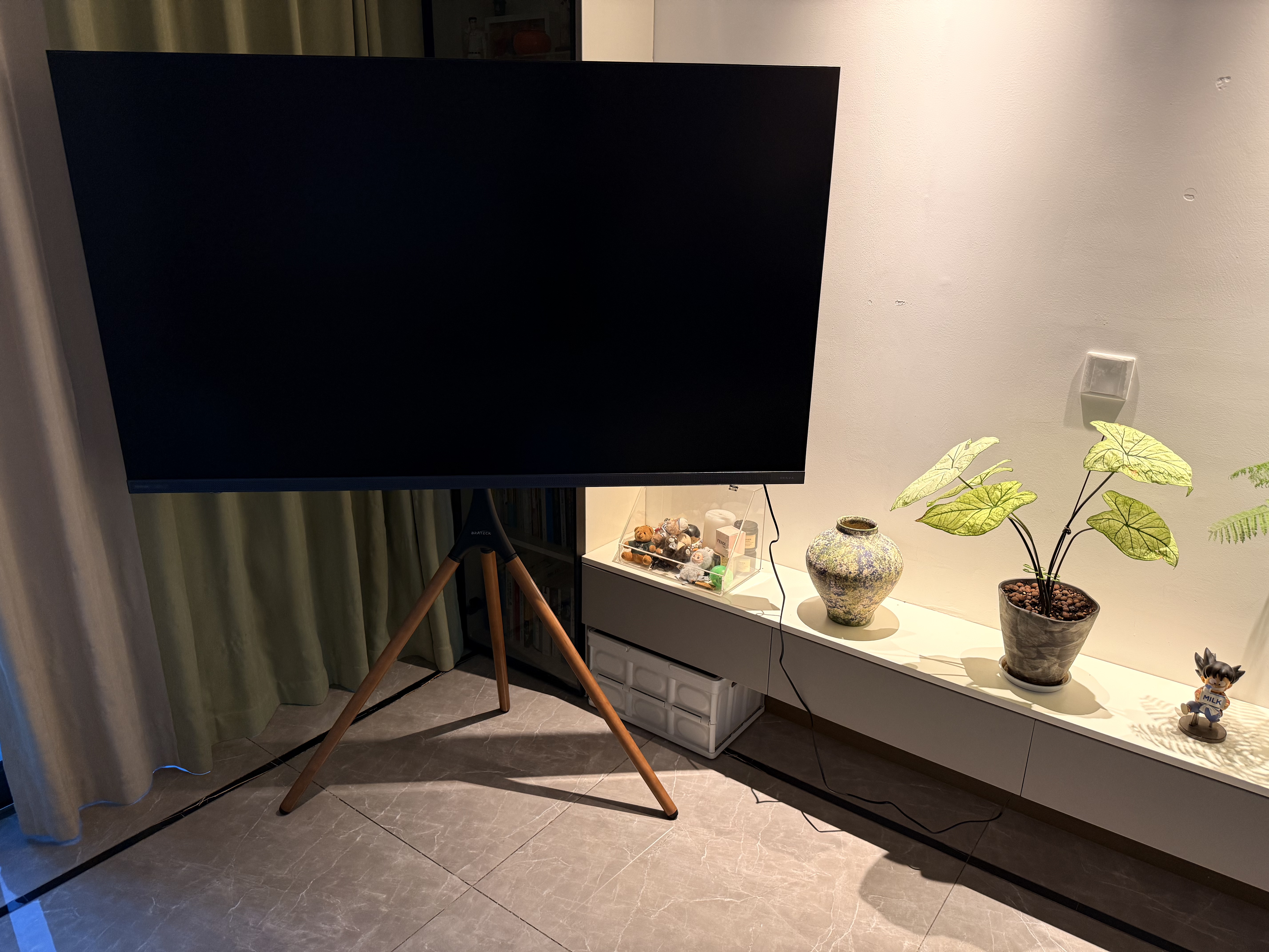 Brateck北弧43-75英寸 实木艺术支架电视支架落地65电视架电视机架移动电视挂架电视推车电视柜FS601 实拍图