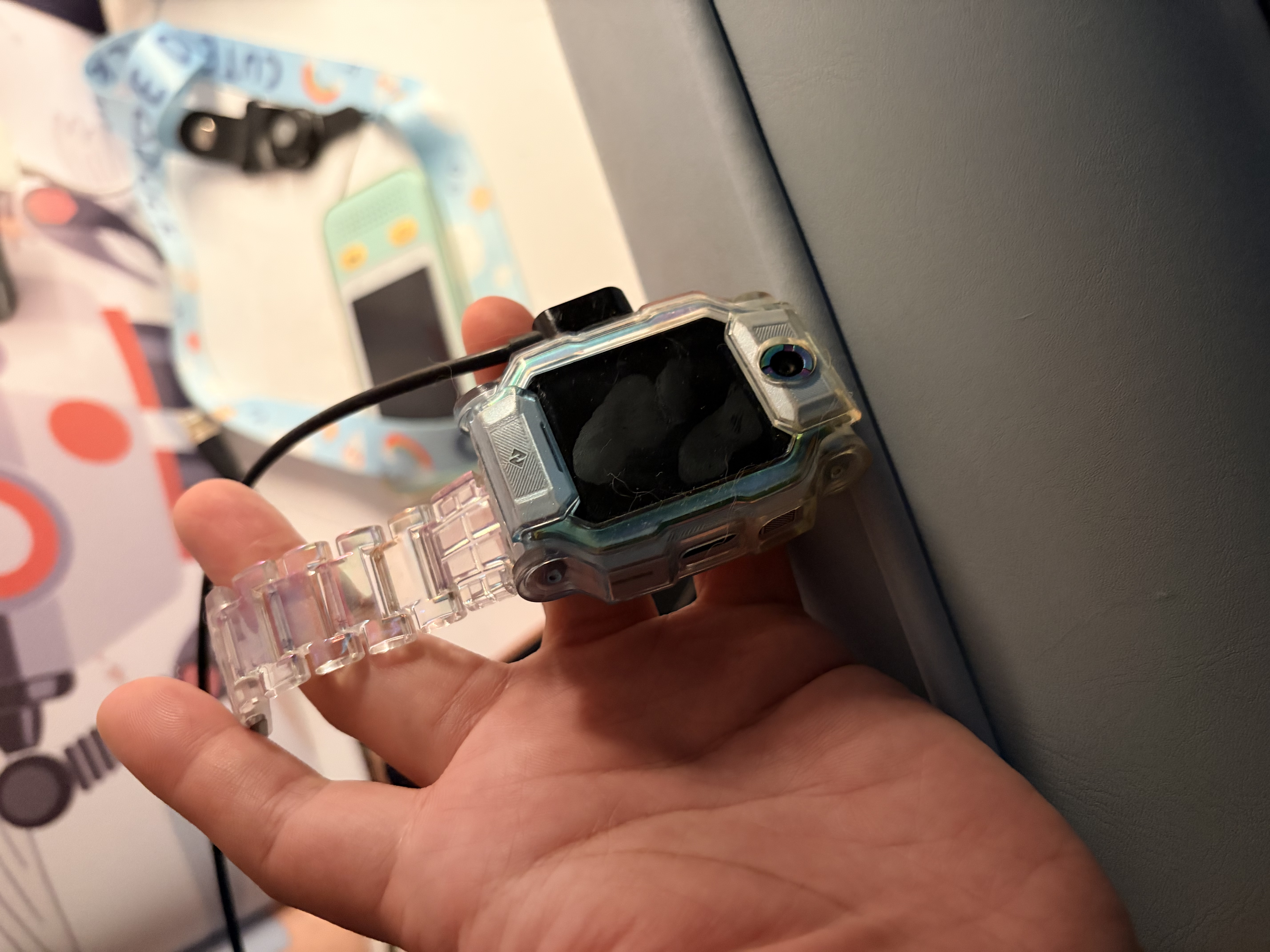 MSSM适用小天才电话表带Z12/11/z10/z9/Z8A儿童学生电话手表磁吸闪扣表带Z7S/Z6P/D3/Q2A/z6s七彩透明 实拍图