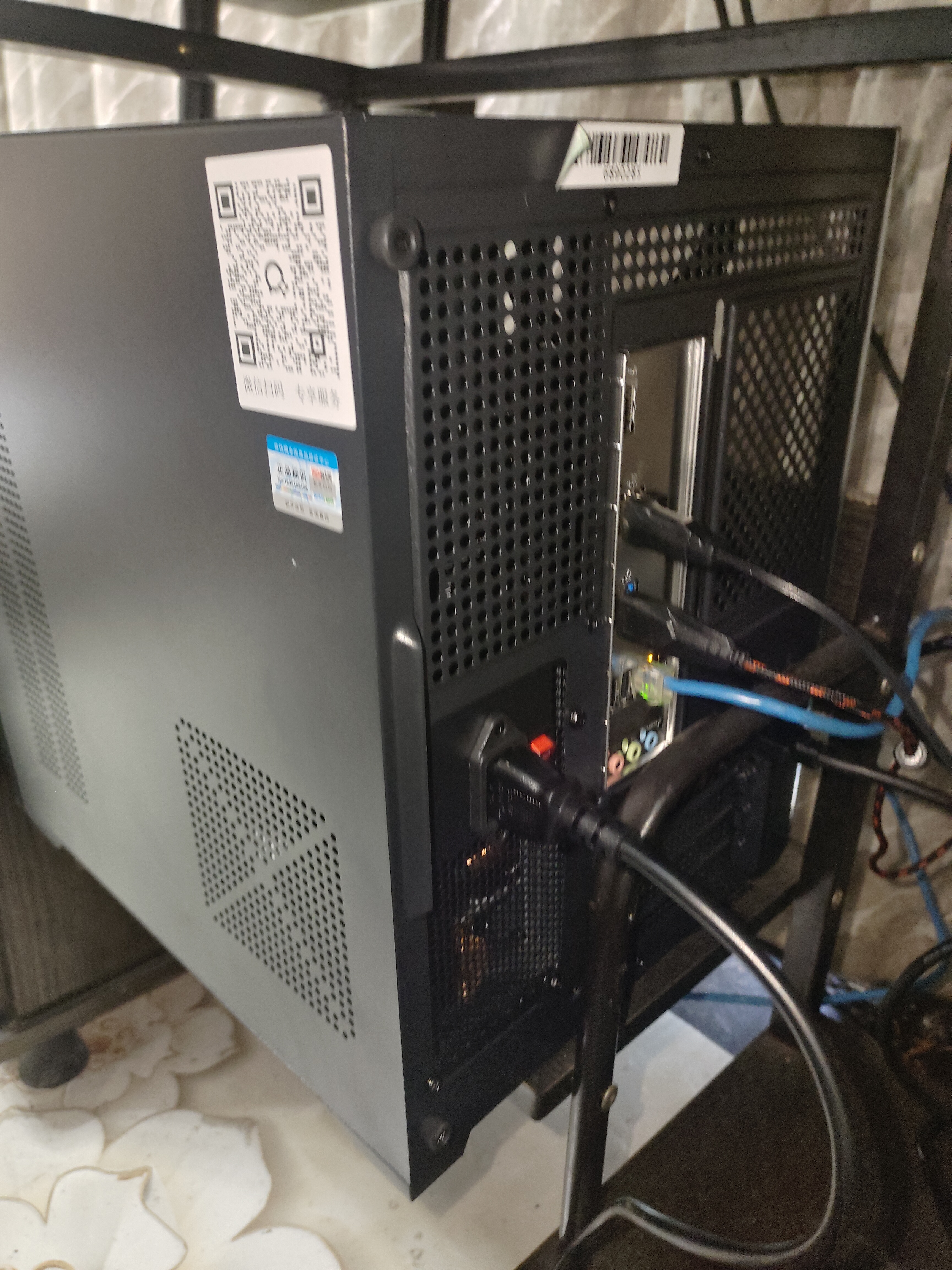 华硕（ASUS）全家桶 酷睿i514600KF/265KF/270K RTX4060/4060Ti/5060/5060ti/5070游戏组装电脑DIY海景房台式机 华硕高端竞技 配四14400F+RT 实拍图