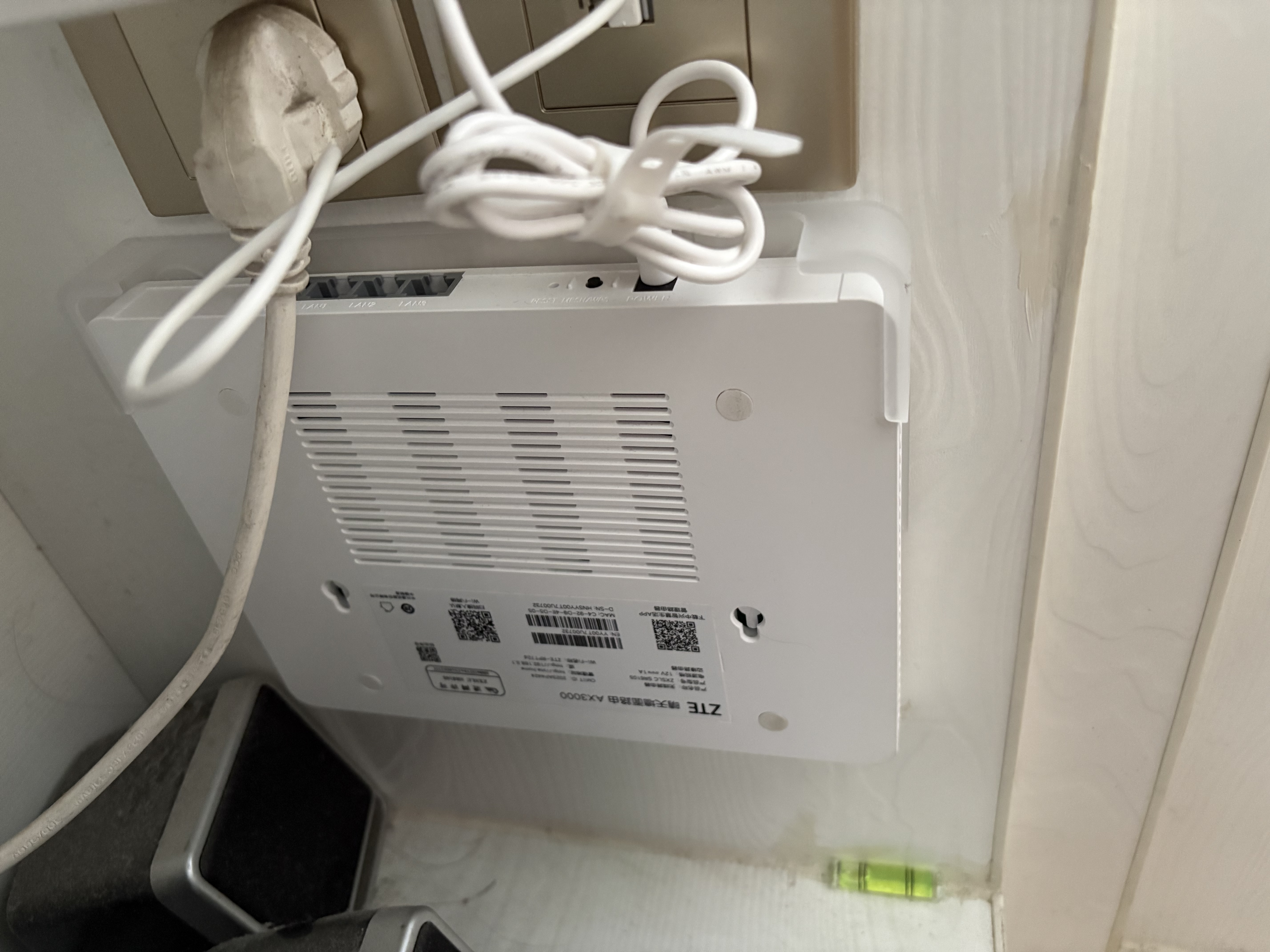 中兴（ZTE）星云晴天全屋主路由  5口千兆有线路由 无死角AC+AP穿墙王 监控网络分流器 网线分线器 实拍图