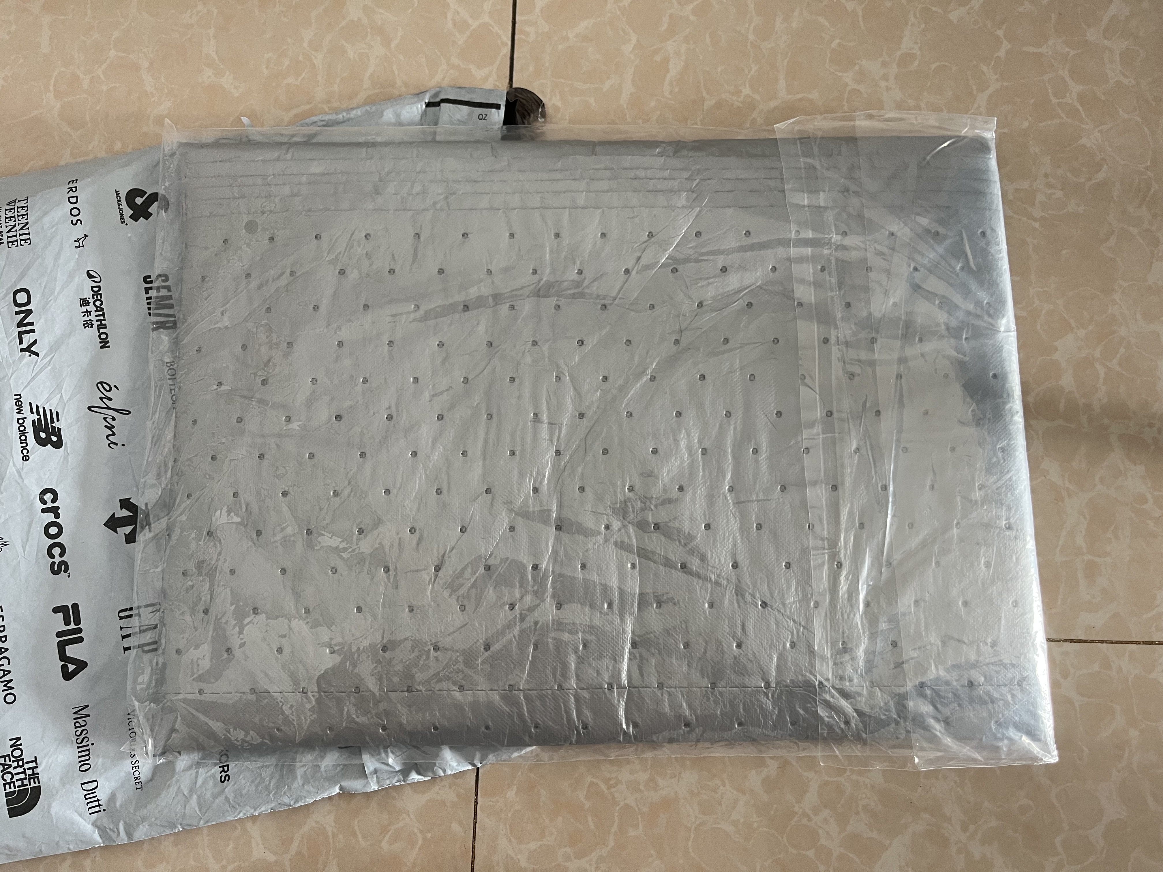 墨斗鱼油烟机顶部吸油棉通用可剪裁防尘罩厨房防油贴纸防油垫45*90cm 实拍图