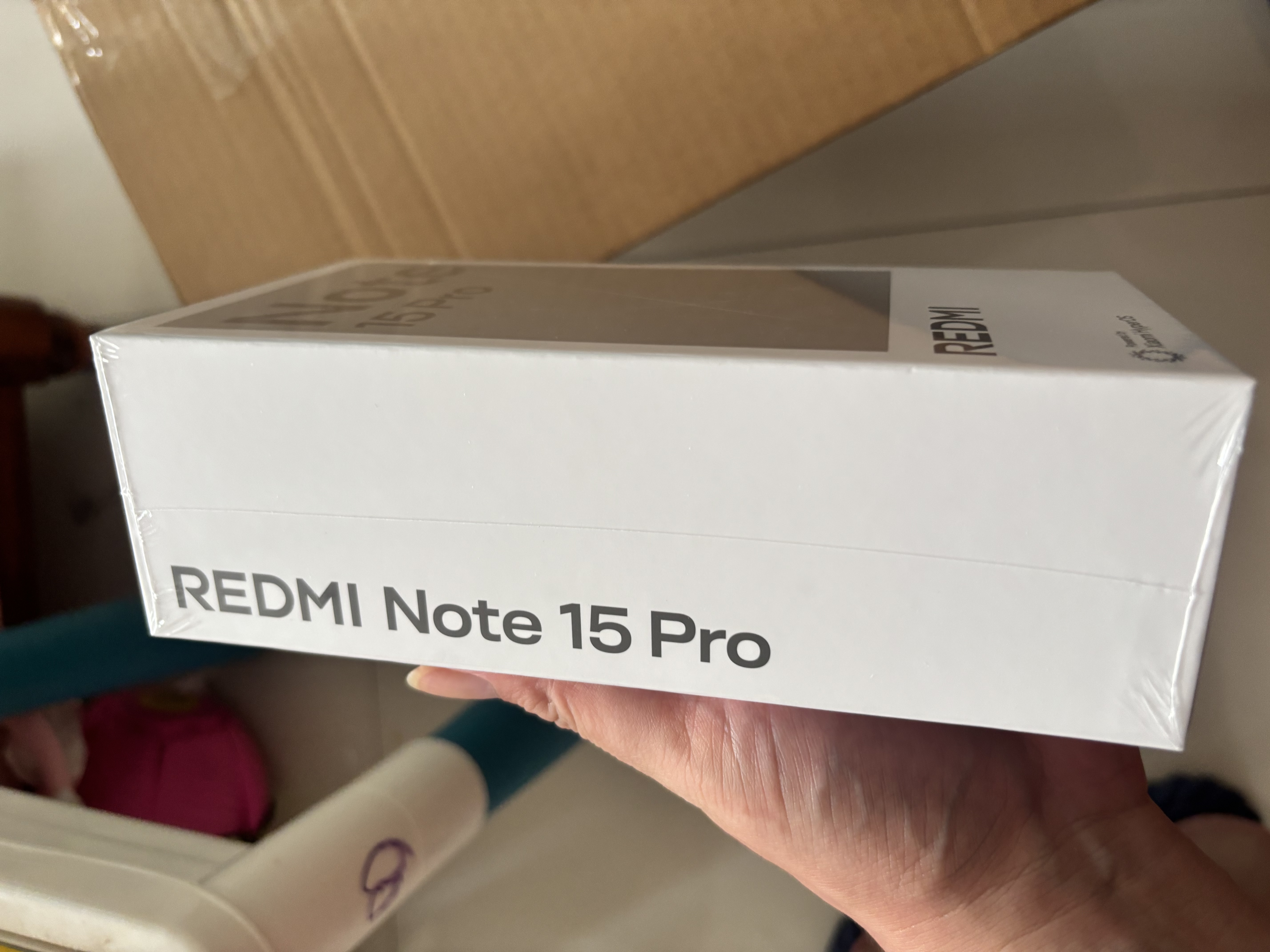 小米红米note15Pro手机【国家补贴】 天玑7400-Ultra 龙晶玻璃 7000mAh小金刚5G手机 雪松白 8GB+256GB 官方标配 实拍图