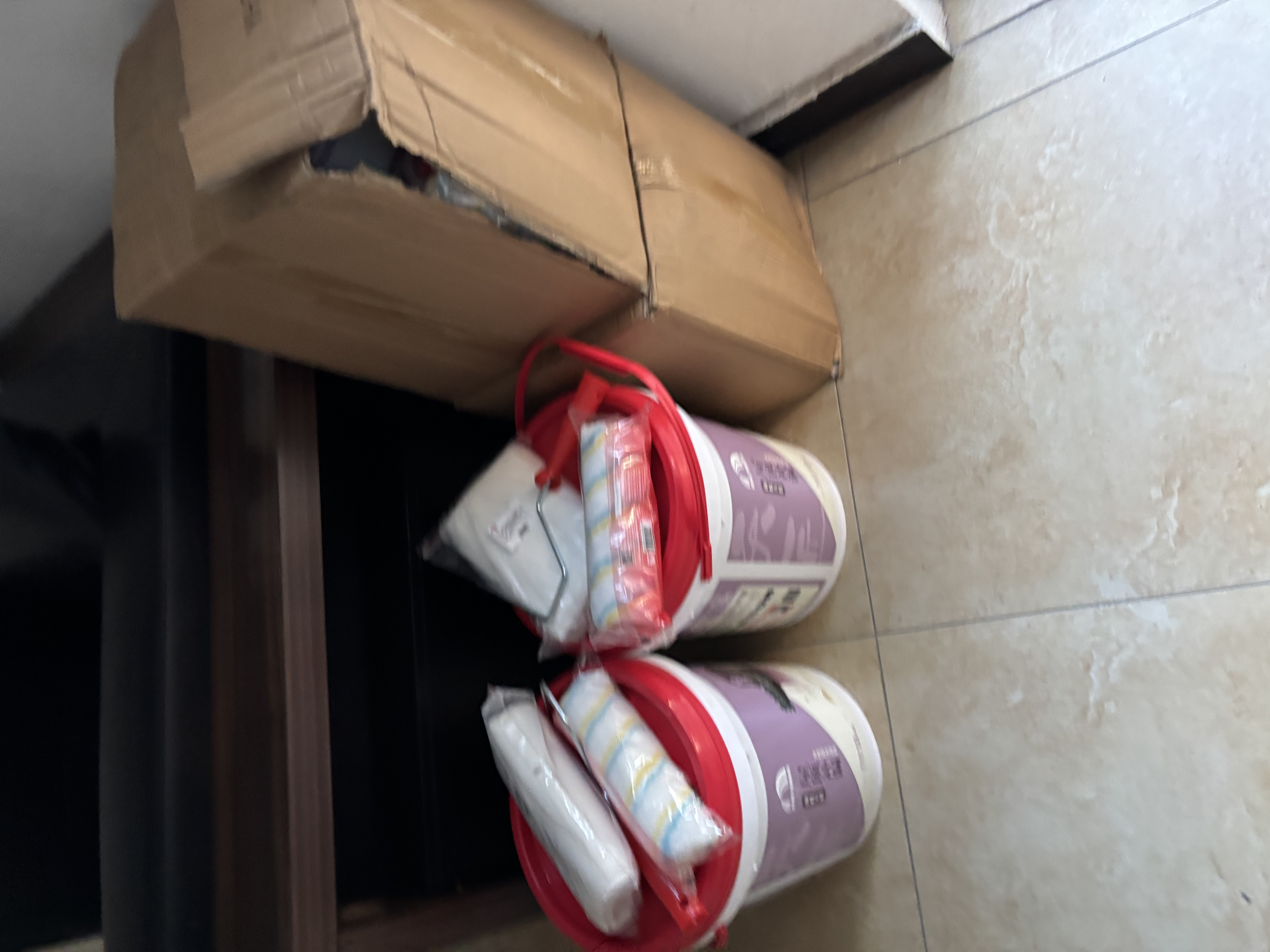 雨虹防水屋顶防水涂料 防水补漏材料耐高温防晒 补漏裂缝渗水防水胶36斤 实拍图