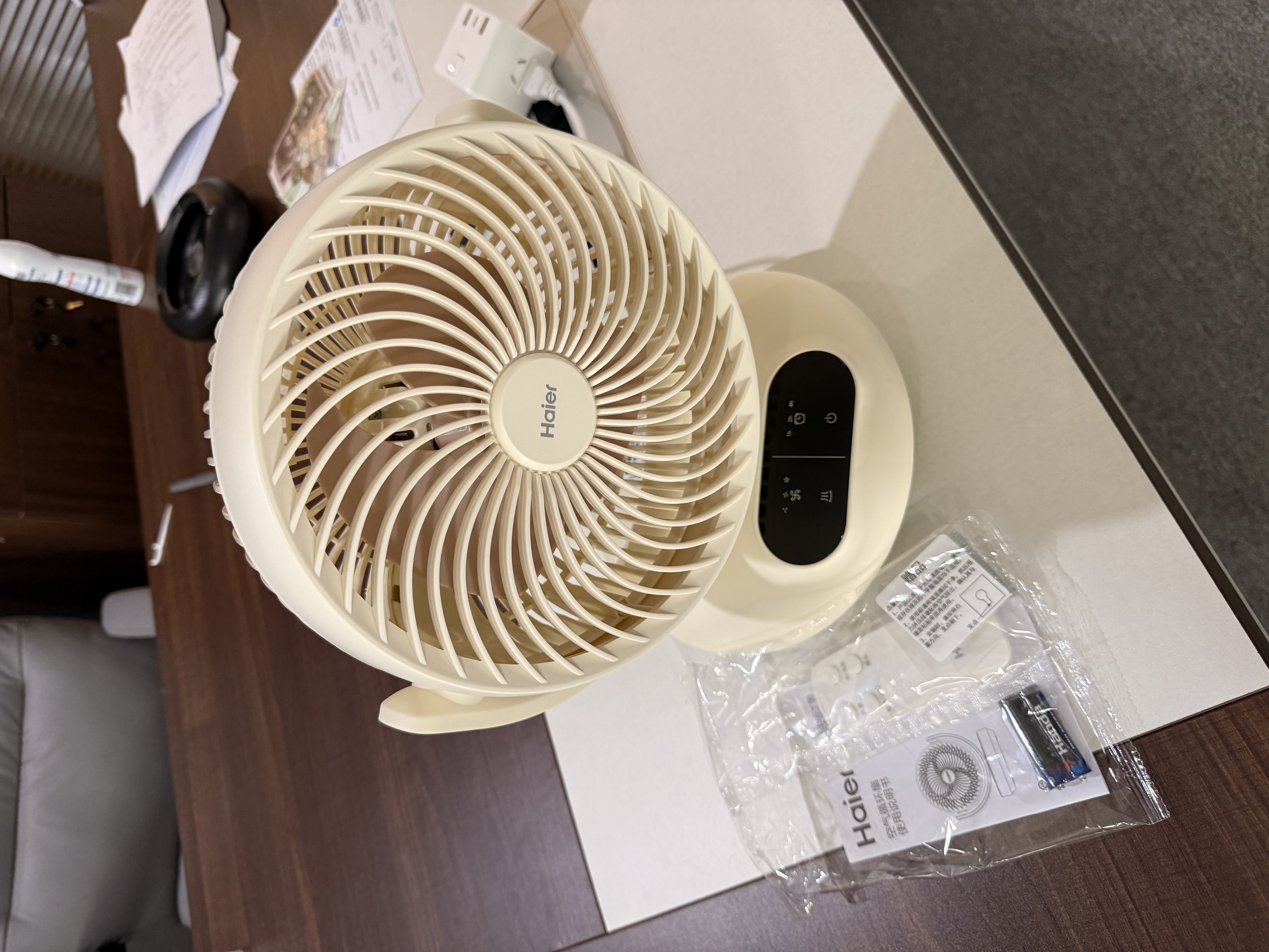 海尔（Haier）空气循环扇电风扇台式风扇桌面家用小型台扇小风扇轻音厨房壁扇宿舍卧室办公摇头涡轮换气扇 【预约定时】遥控节能款HFX-Y2049A 实拍图