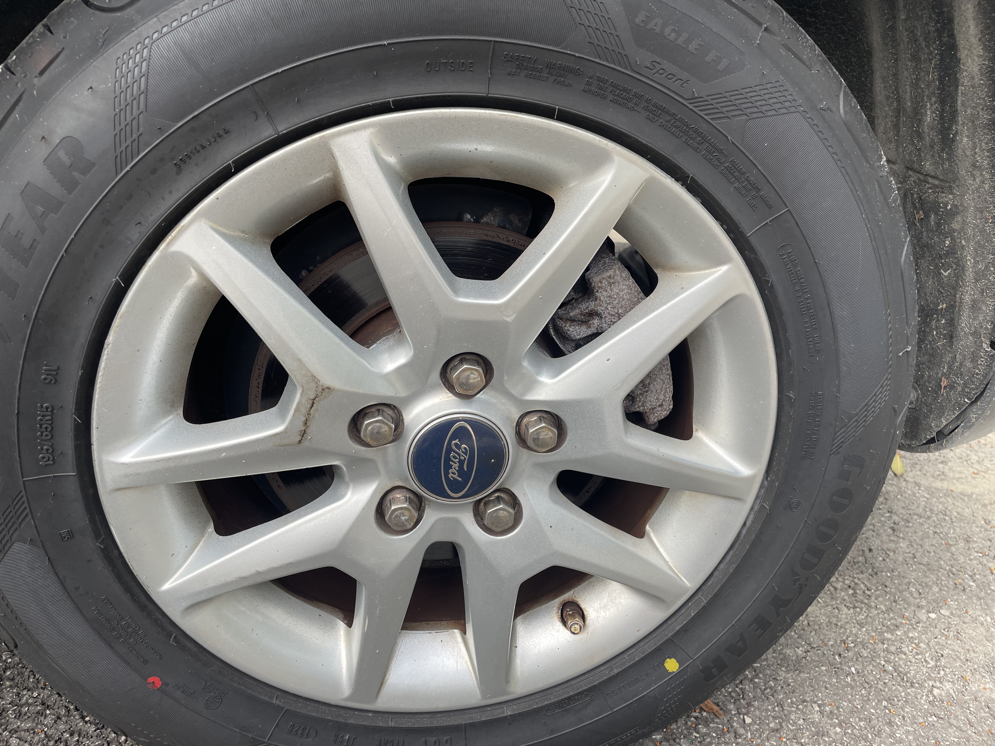 固特异（Goodyear）汽车轮胎 195/65R15 91V 鹰驰F1酷跑 适配卡罗拉/朗逸 御乘升级 实拍图