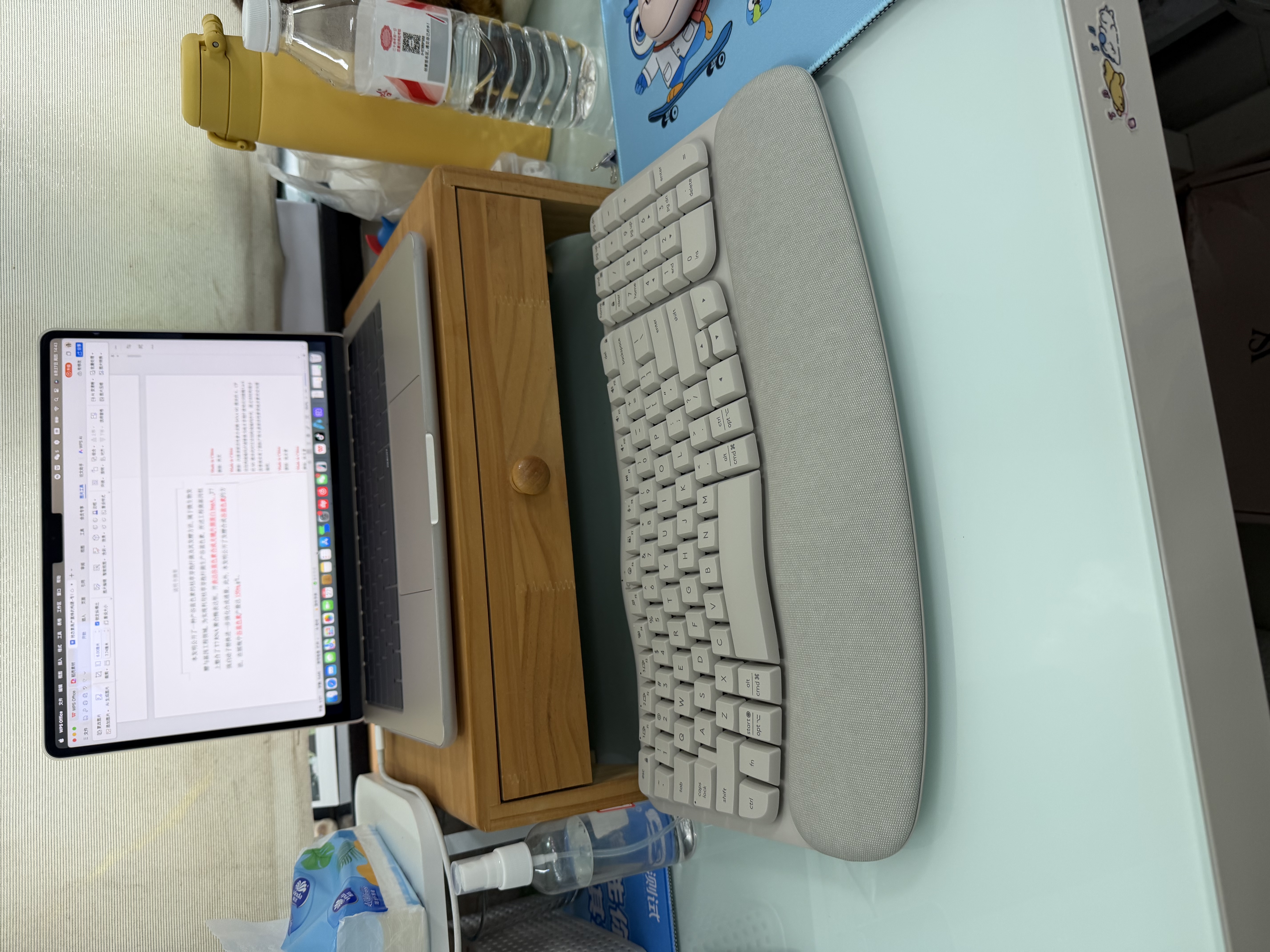 罗技（Logitech）Wave Keys人体工学键盘无线蓝牙办公平板ipad键盘Mac笔记本薄膜98配列键盘家用双模带掌托倾角支架 【新款】Wave Keys沙色(带Bolt接收器) 实拍图