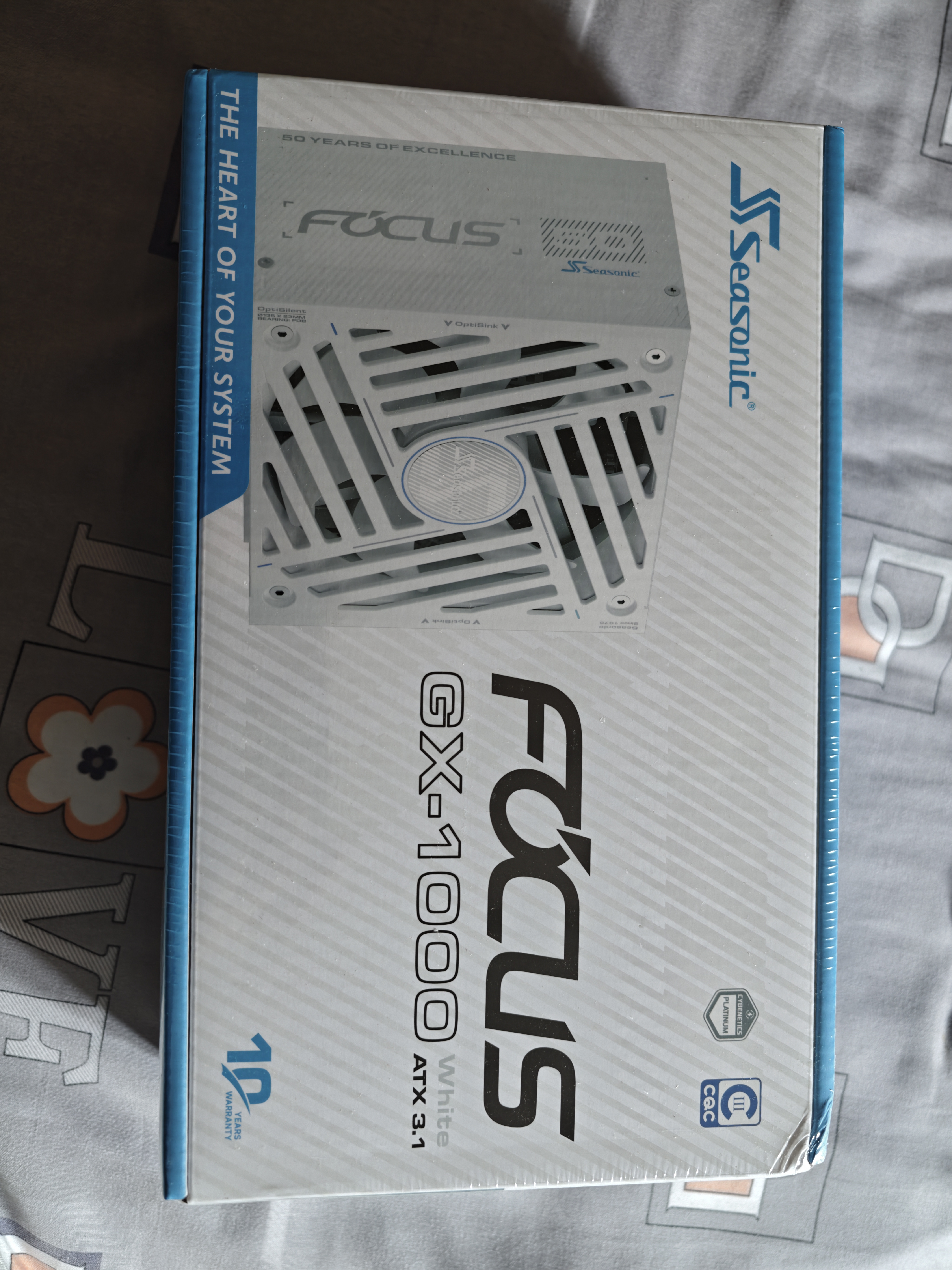 海韵（SEASONIC）【FOCUS v5 GX】1000W 双色线材白金认证 白色电脑电源｜A级声学｜ATX 3.1｜CQC3级｜支持5090 实拍图