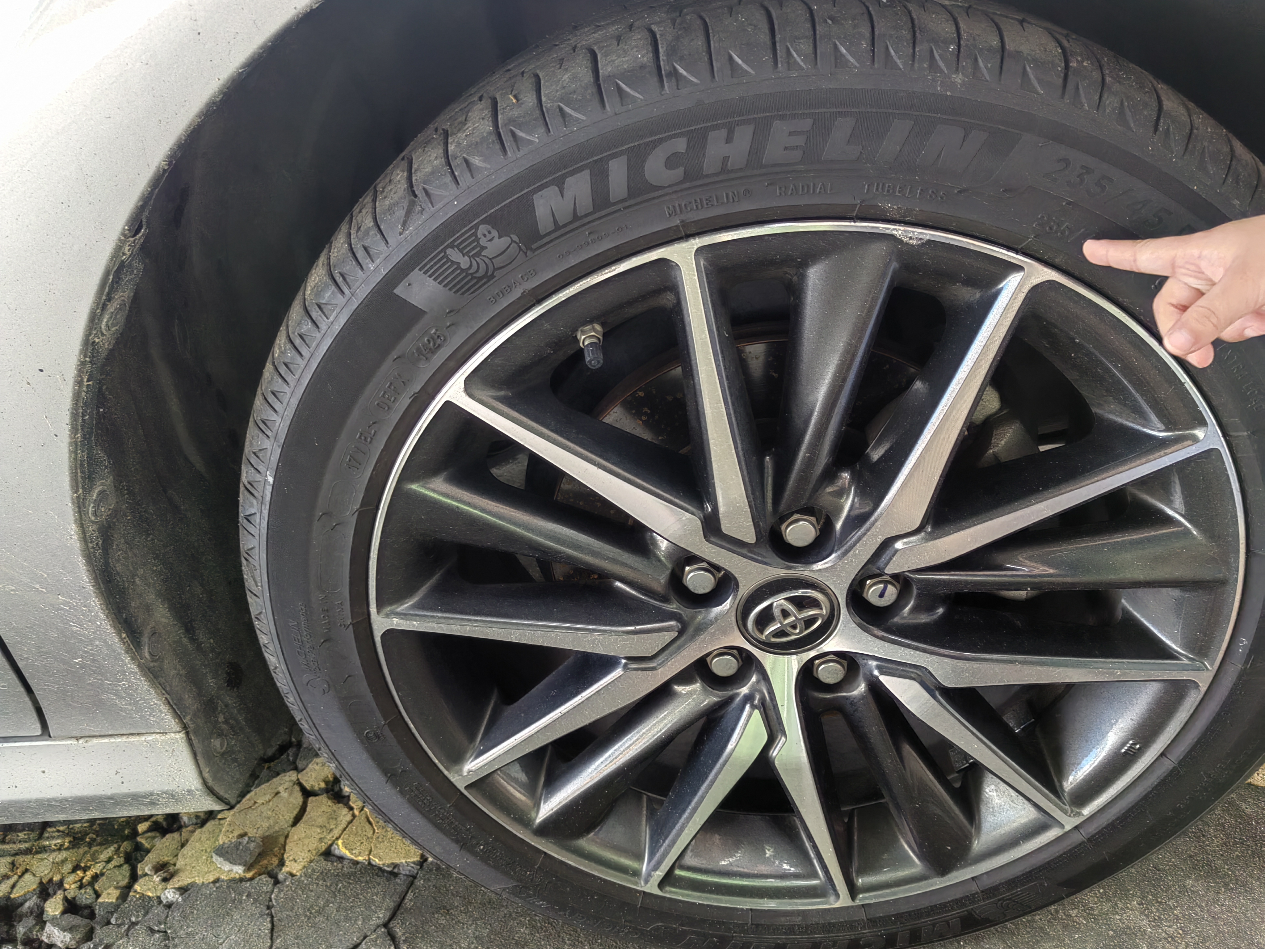 米其林（MICHELIN）【爆款清仓】汽车轮胎 235/45R18 98W 耐越 适配蒙迪欧/凯美瑞 实拍图
