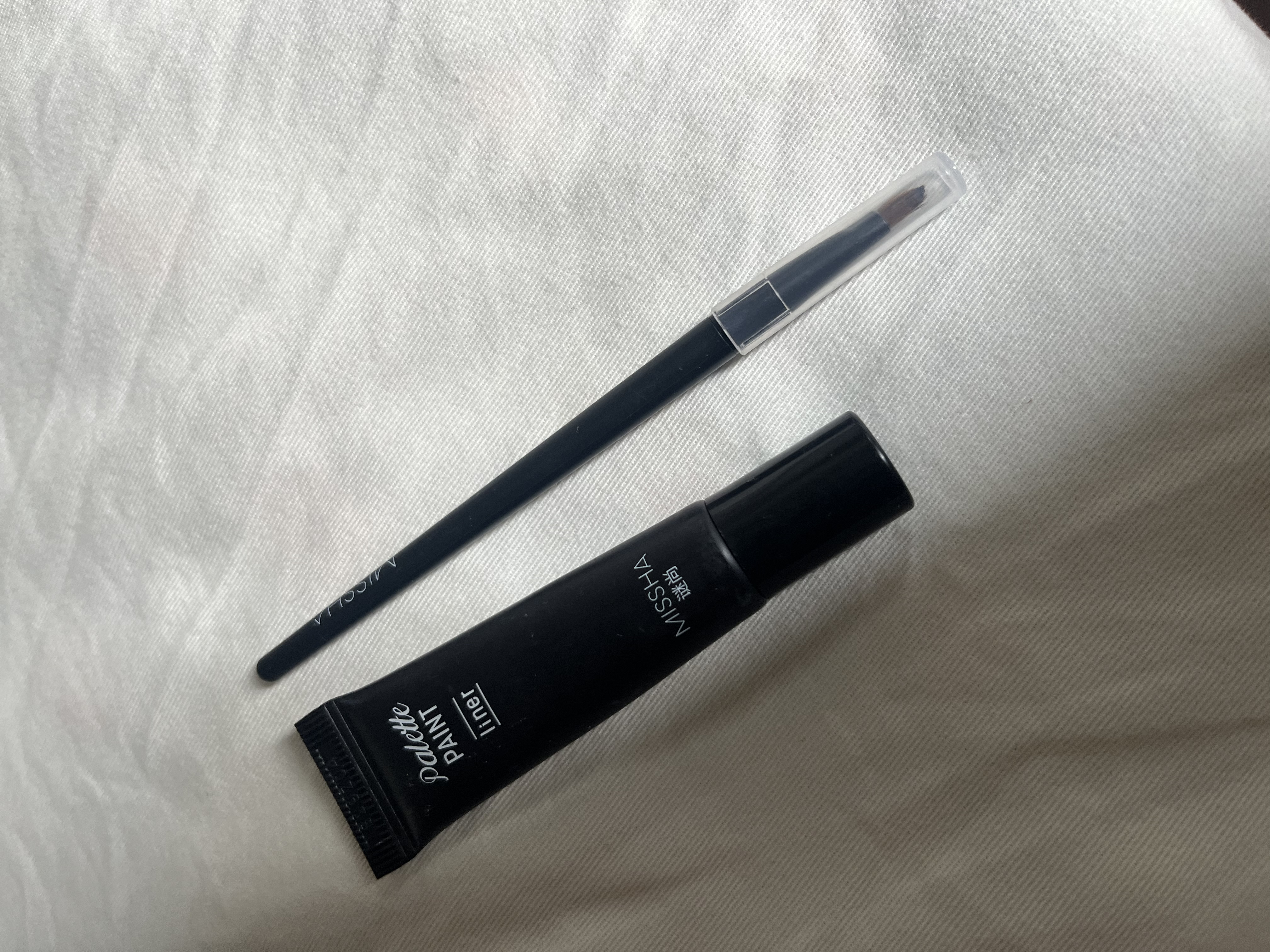 谜尚（MISSHA）眼线膏黑色6g防水防汗不晕染持久不脱色眼线笔（含笔刷） 实拍图
