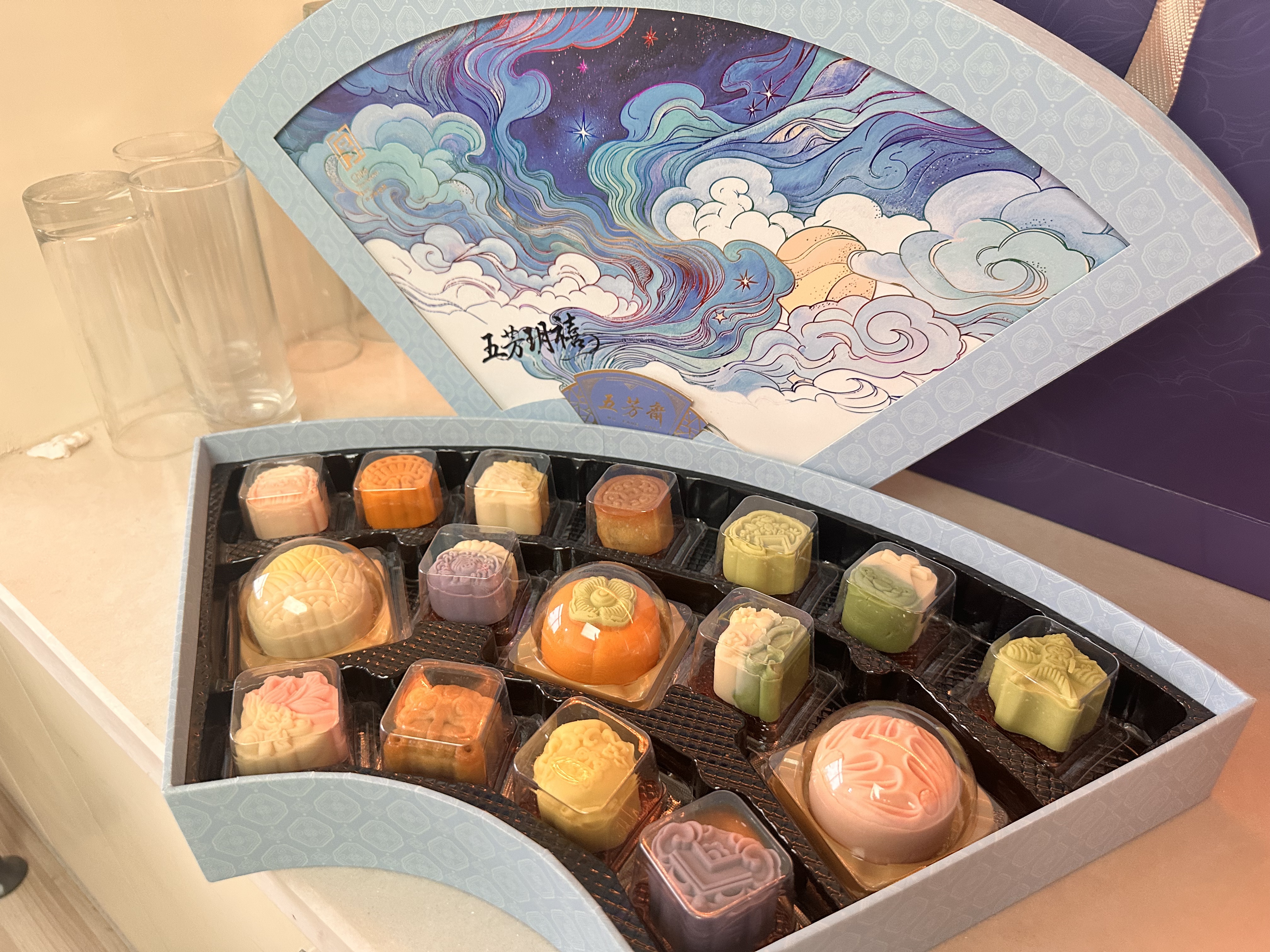 五芳斋中秋月饼礼盒装高档中秋节礼盒送礼广式五仁莲蓉月饼团购定制礼品 五芳玥禧-低糖16饼精美工艺礼盒540g 实拍图