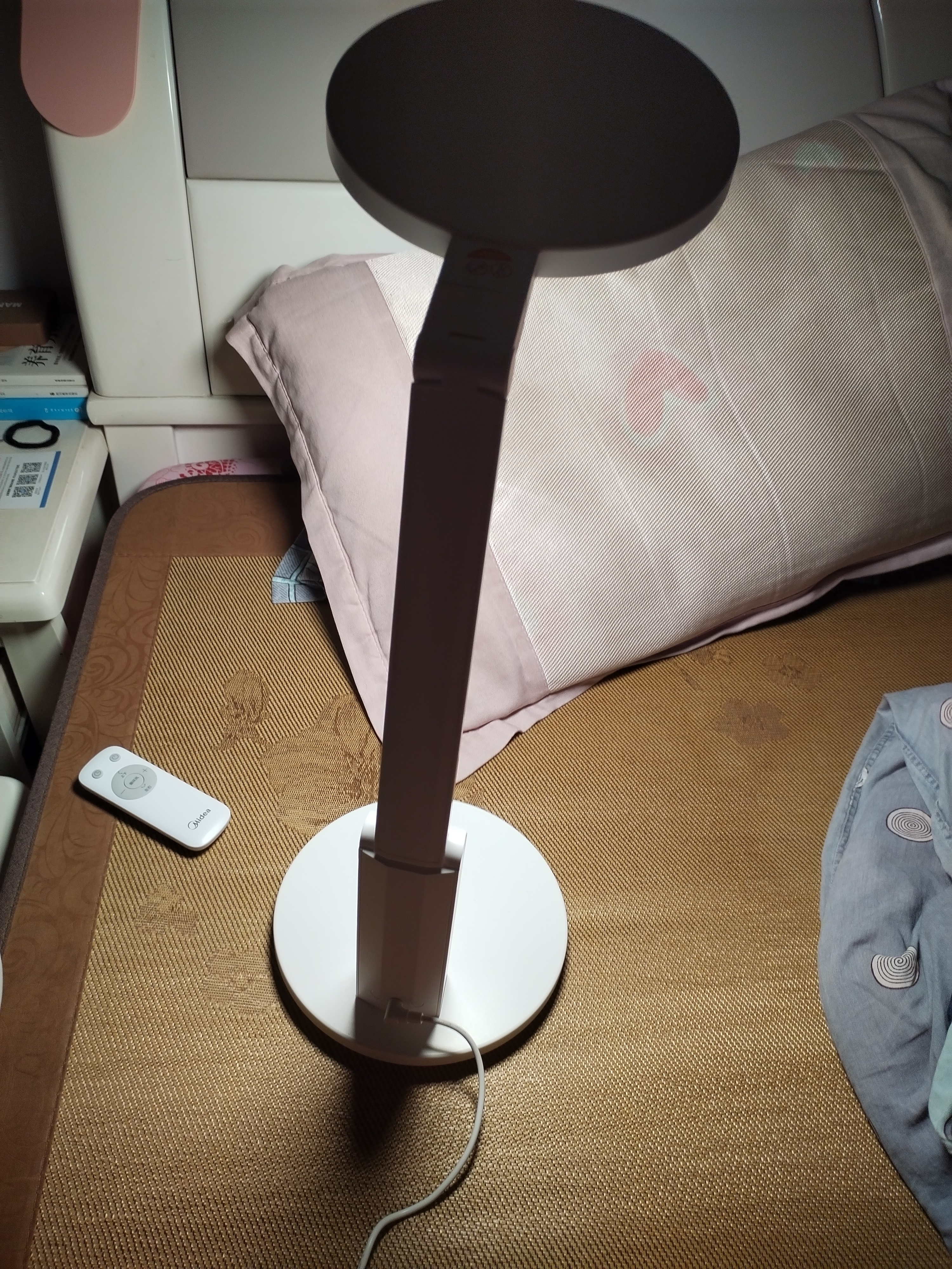 好视力AAAA级护眼台灯儿童学生学习阅读卧室书桌近视防控led灯 TG032Pro 实拍图