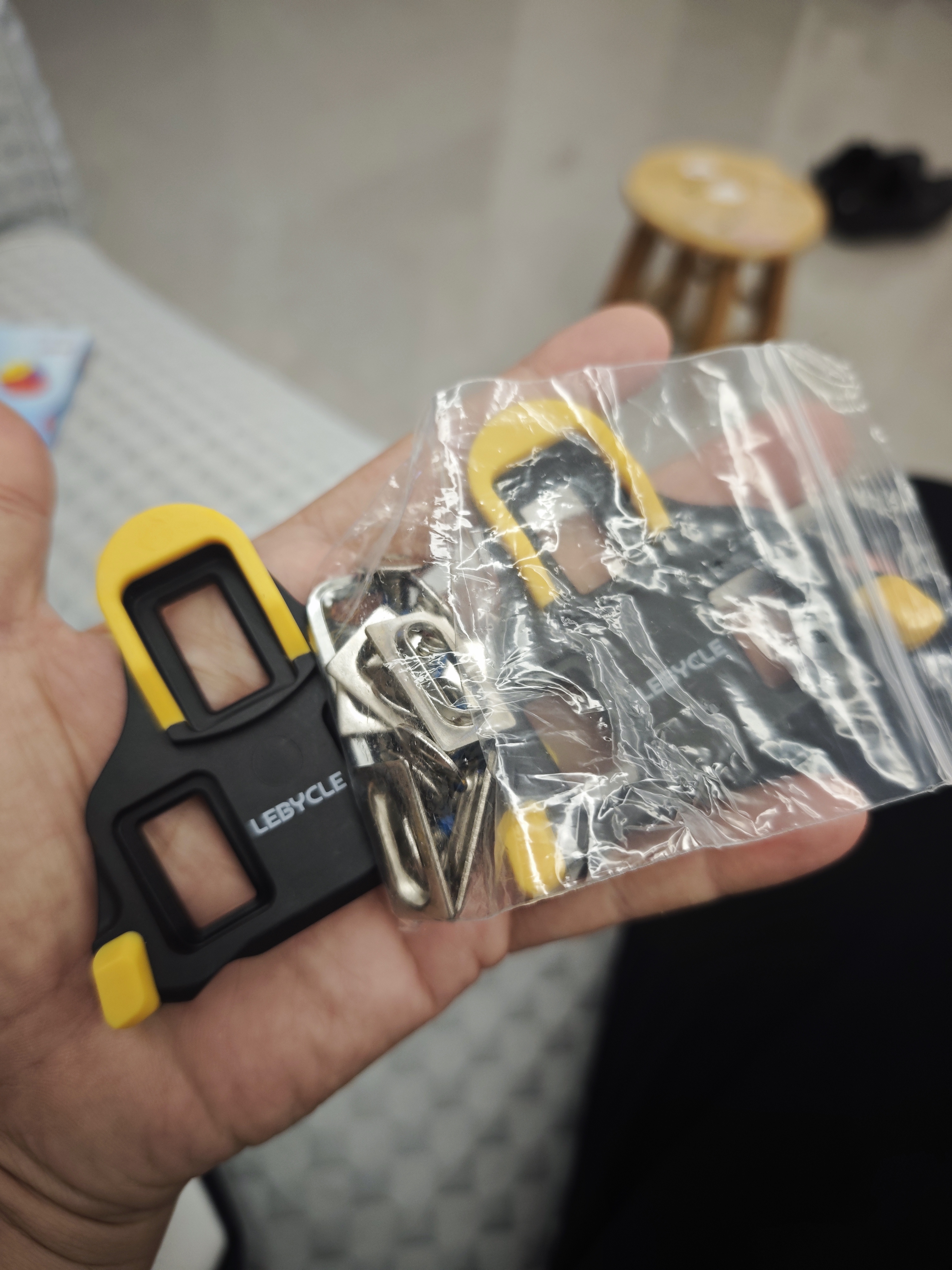 乐百客（LEBYCLE） 公路车锁片6°兼容SHIMANO禧玛诺SH11自行车自锁骑行脚踏锁卡 实拍图