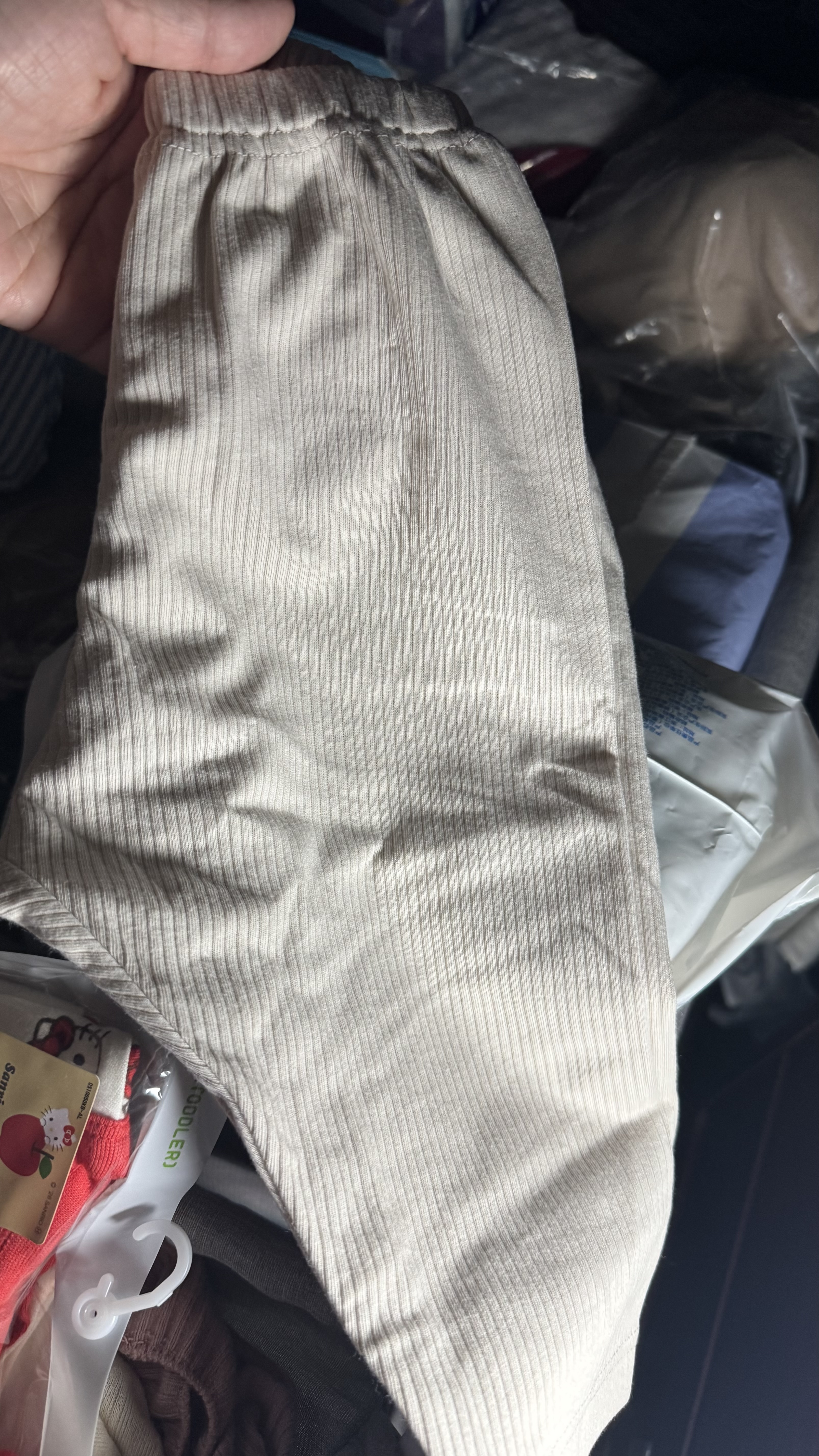 优衣库童装女童荷叶边T恤合作款483382 00 白色 150 实拍图