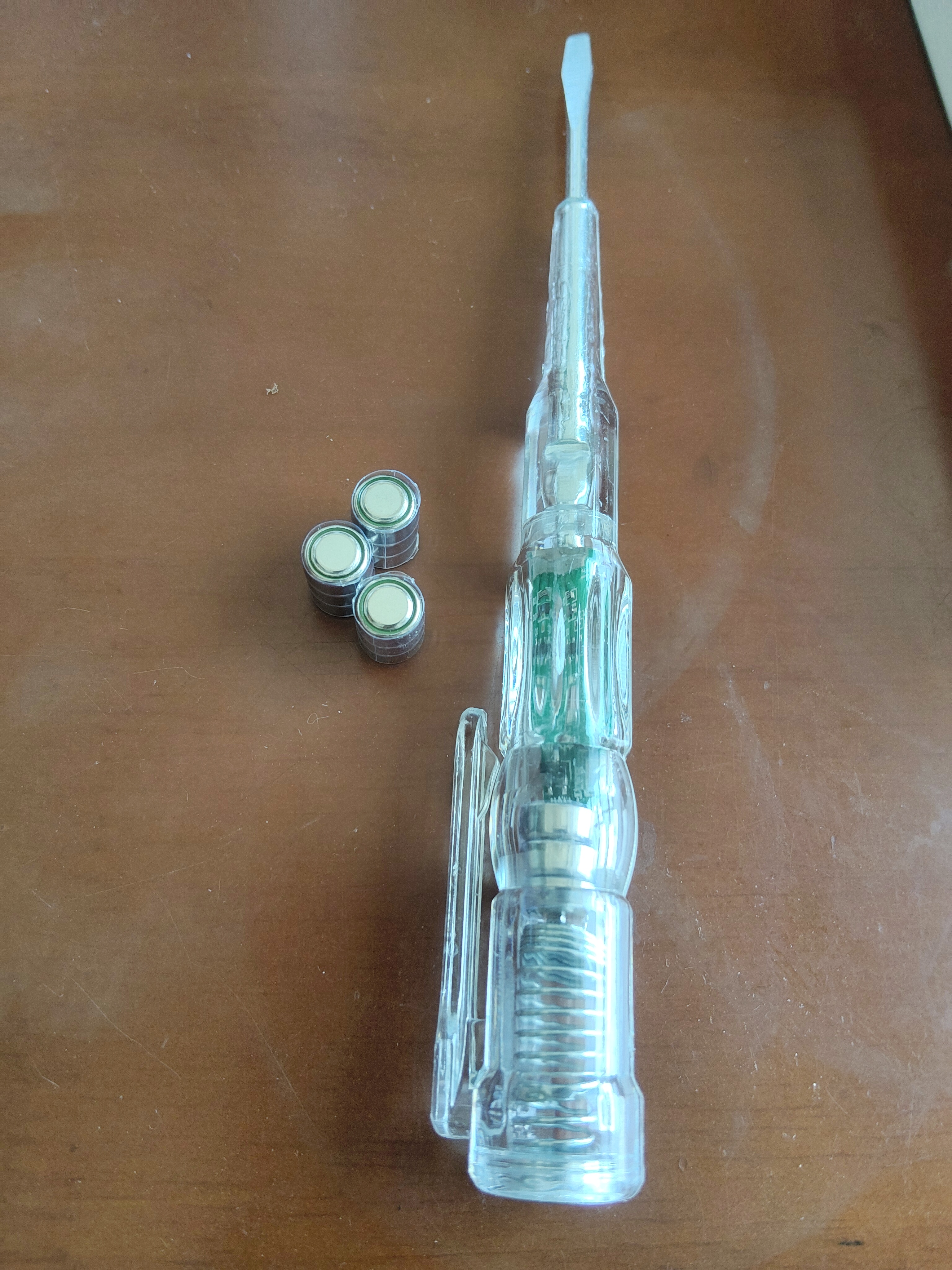 【京东物流】高亮彩光电工测电笔电笔专用感应断点家用断线火线智能双灯试电笔 【性价比装】灯光测电笔一支无电池 实拍图