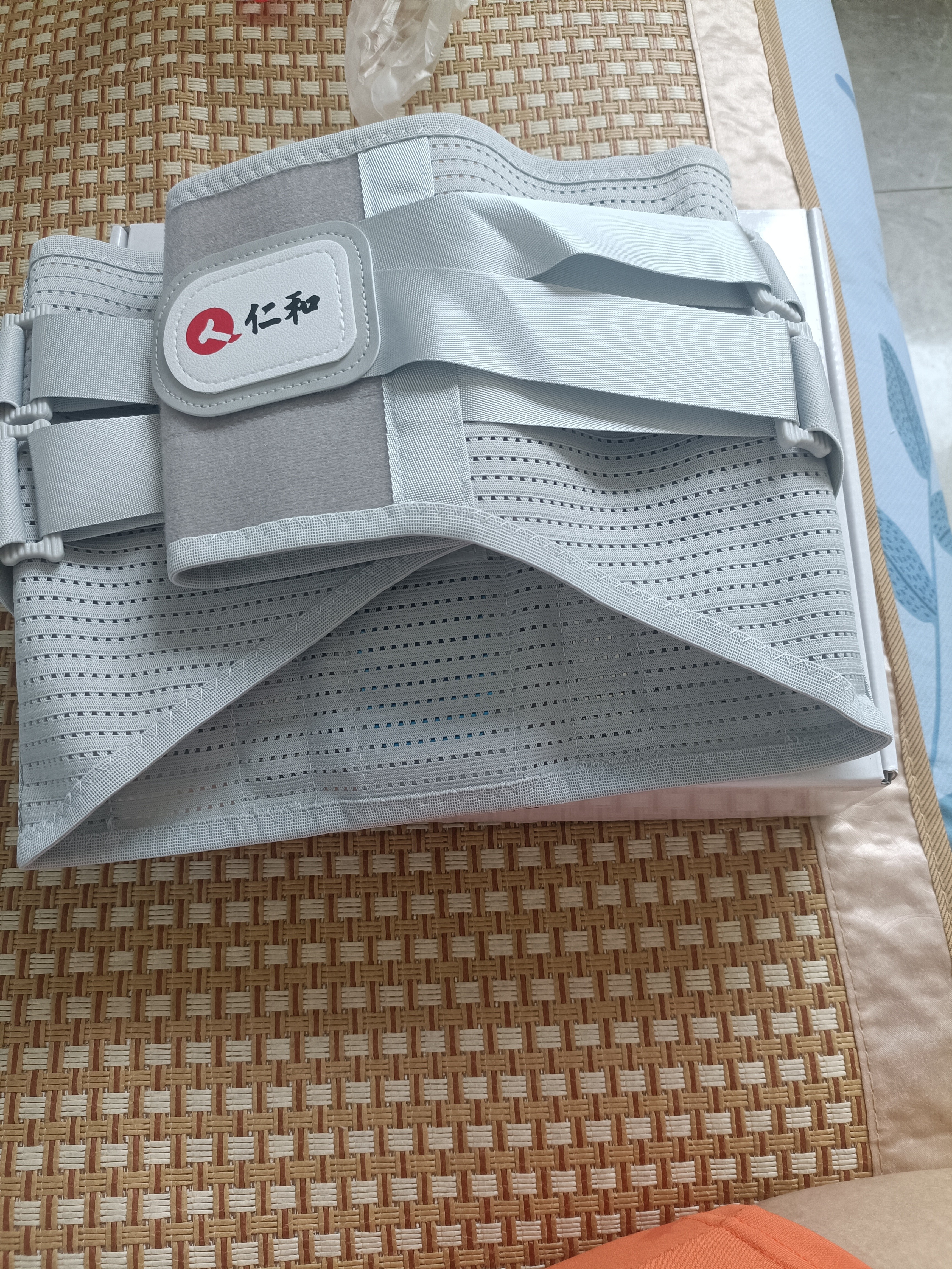 仁和医用级护腰带腰间盘突出腰肌劳损腰托支撑XL码+电加热垫 实拍图