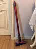 戴森（DYSON）V11 Fluffy 大吸力吸尘器 185AW 家用 除螨 车载可用 家用礼物 镍色 实拍图