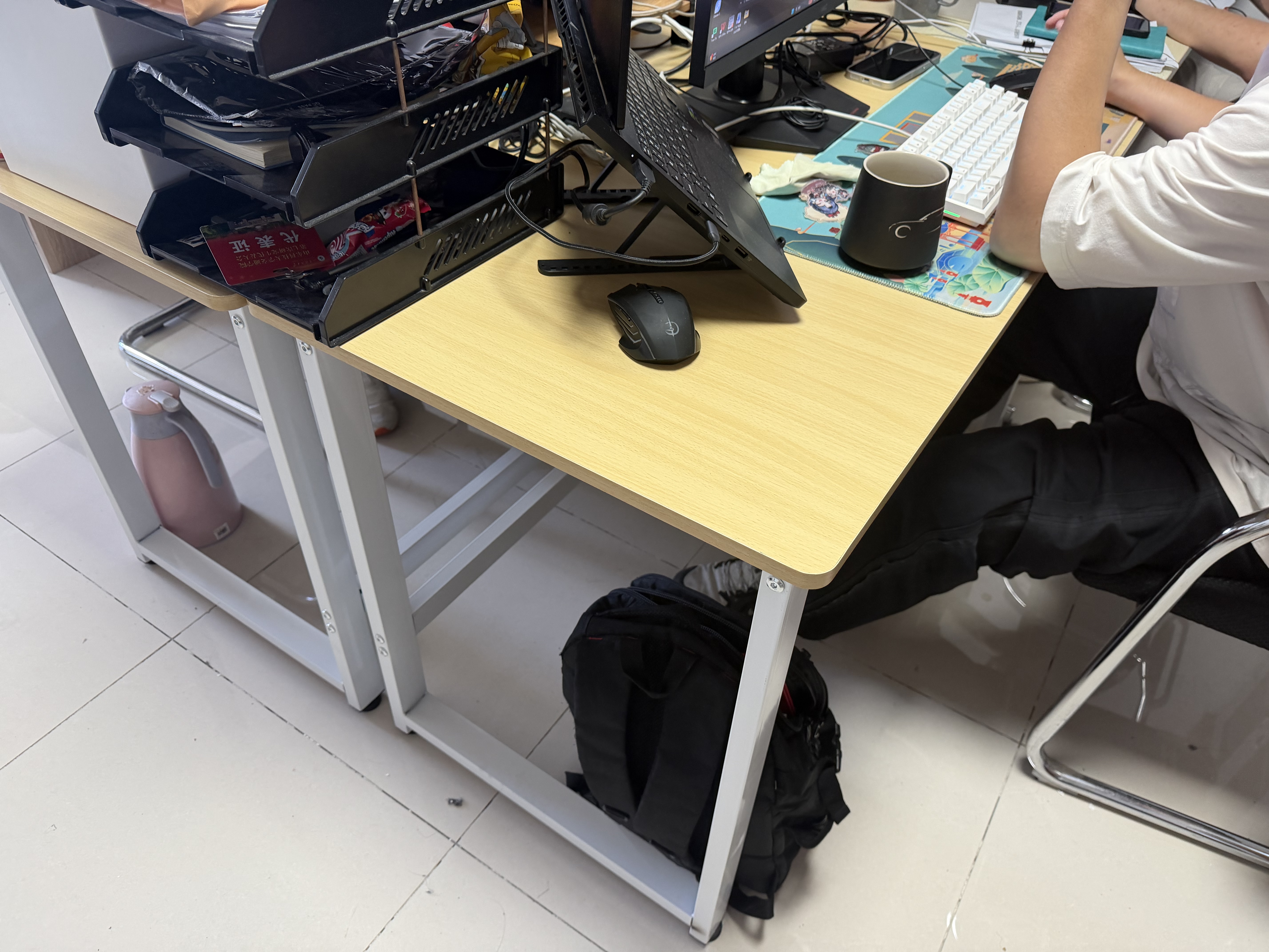 馨美凯电脑桌台式家用简易书桌办公桌简约现代工作台租房卧室学习写字桌 【单桌1.6cm厚桌面】白架+原木色 长120cm*宽60cm*高74cm 实拍图