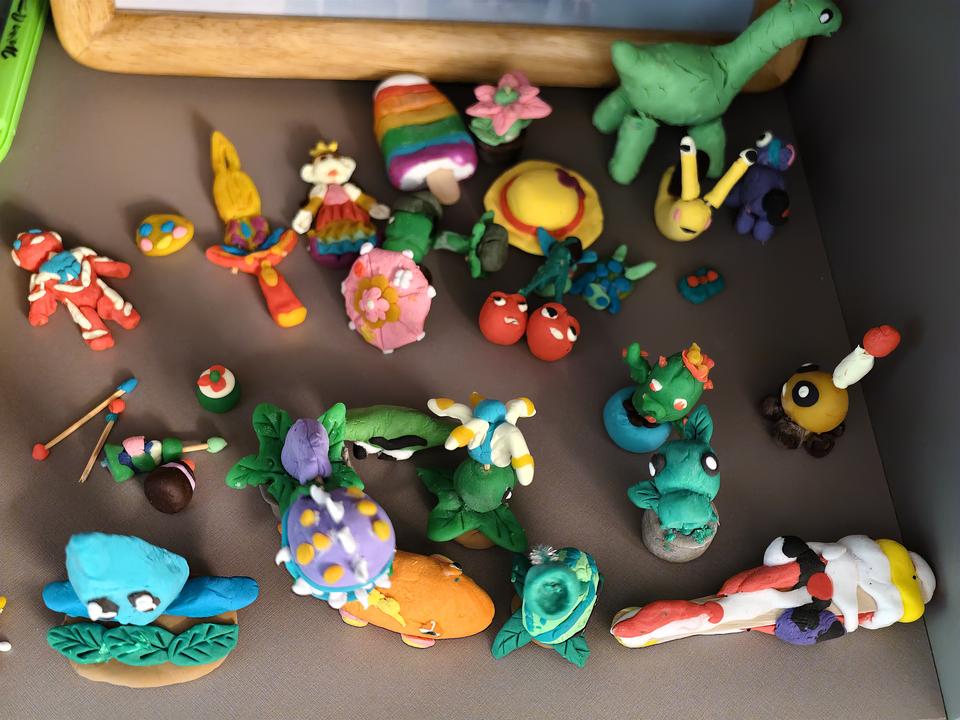 孩之宝（Hasbro）培乐多彩泥无毒橡皮泥手工黏土玩具超级棒基础彩泥16色装G2299 实拍图