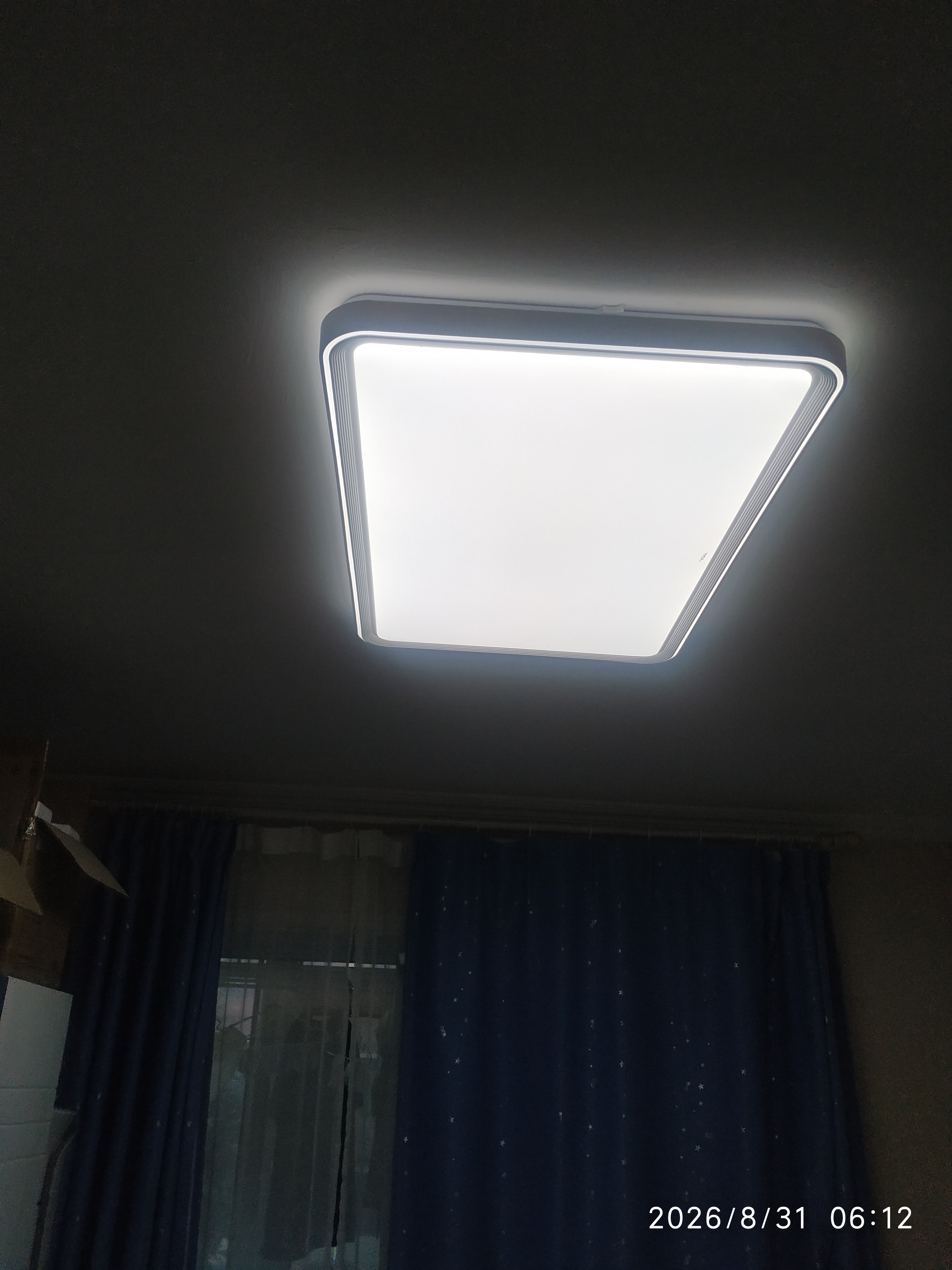 TCL照明LED吸顶灯客厅大厅主灯全光谱防蓝光中山灯 震晖系列 实拍图