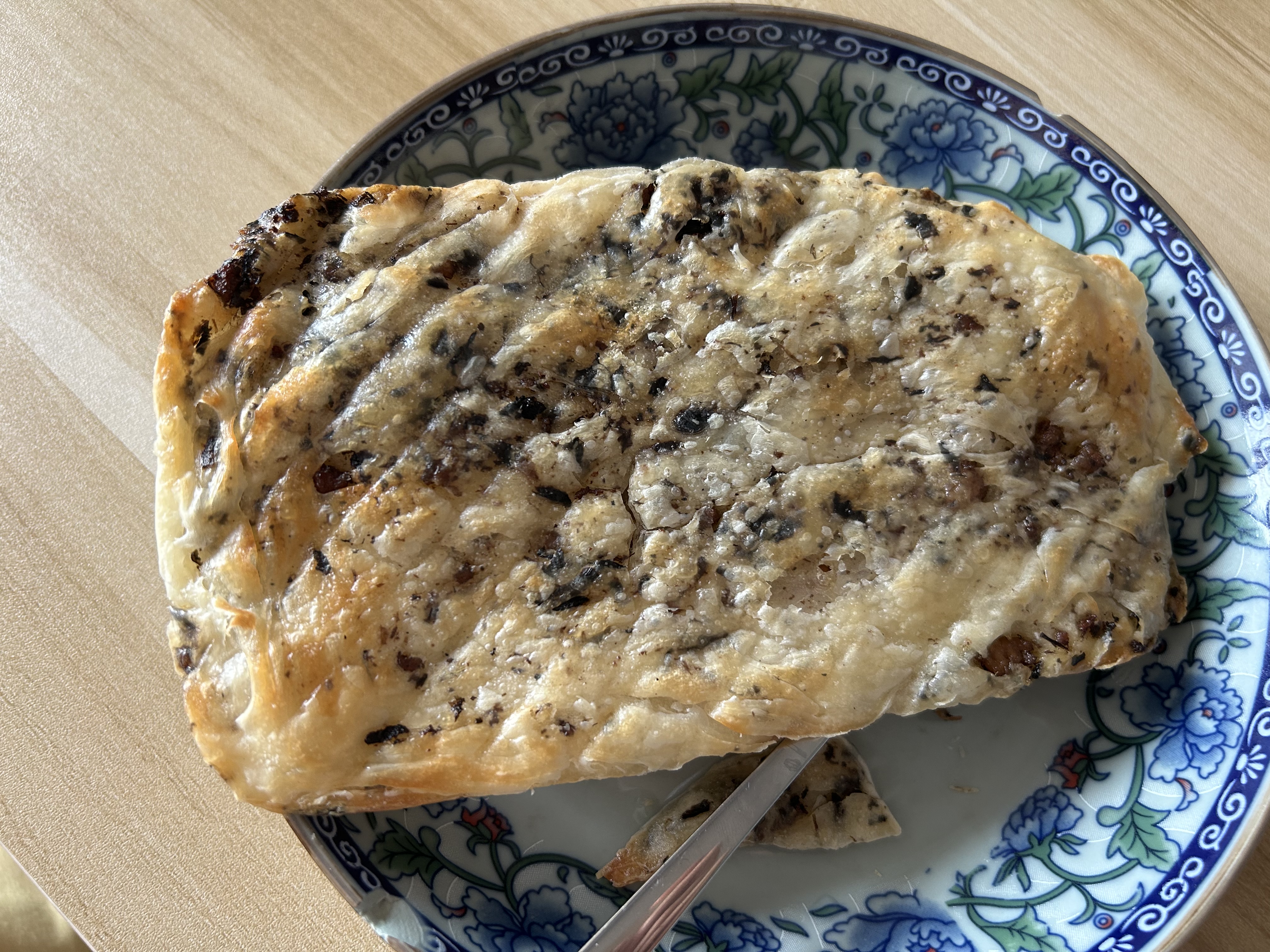 大希地【59元任选6件】小笼包菜包牛肉馅饼虾饺蒸饺油条馒头早餐半成品 梅干菜锅盔430g 实拍图