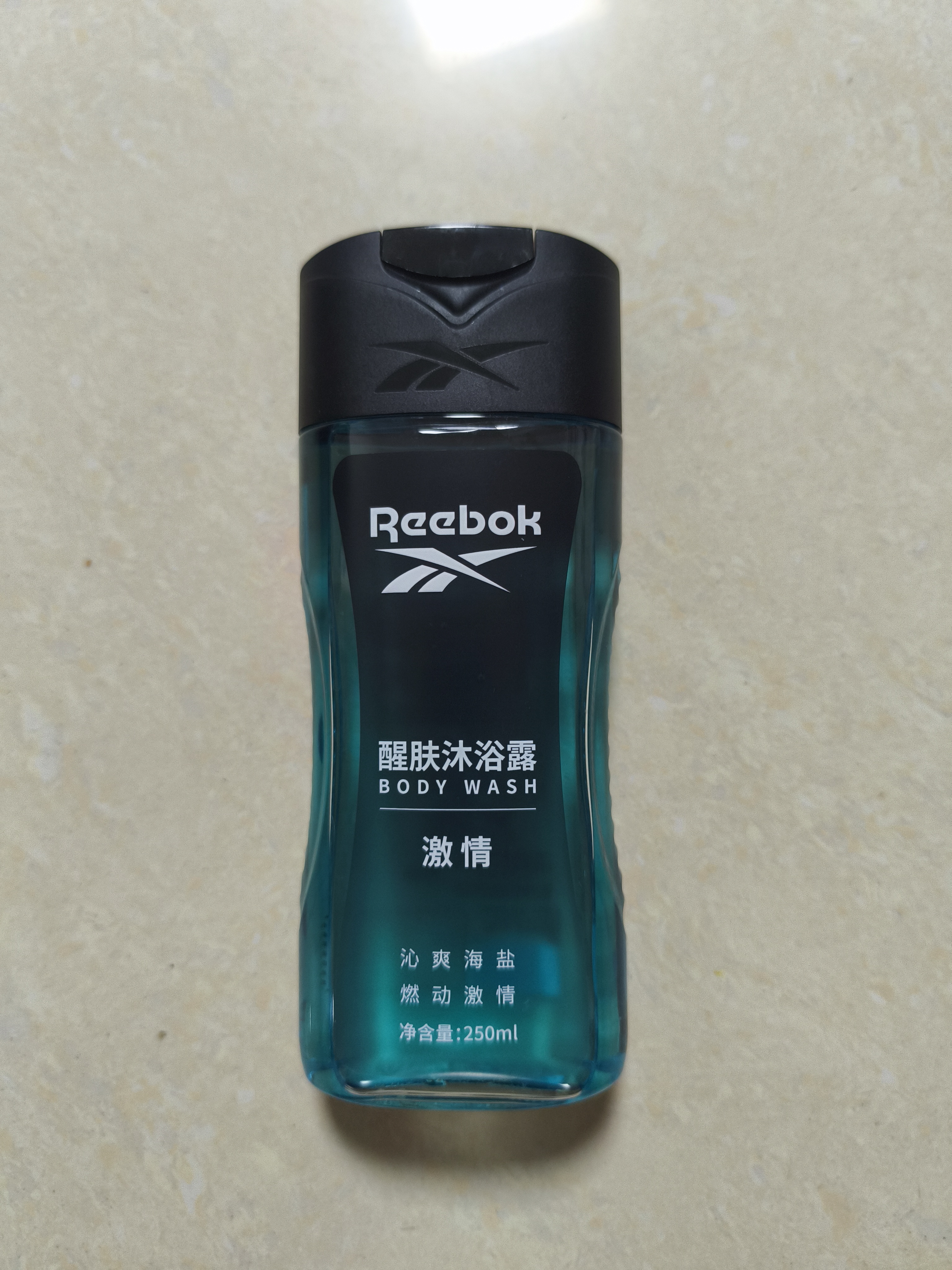 锐步（Reebok）男士沐浴露沐浴乳持久留香沐浴液深层清洁香水沐浴露激情250ml 实拍图