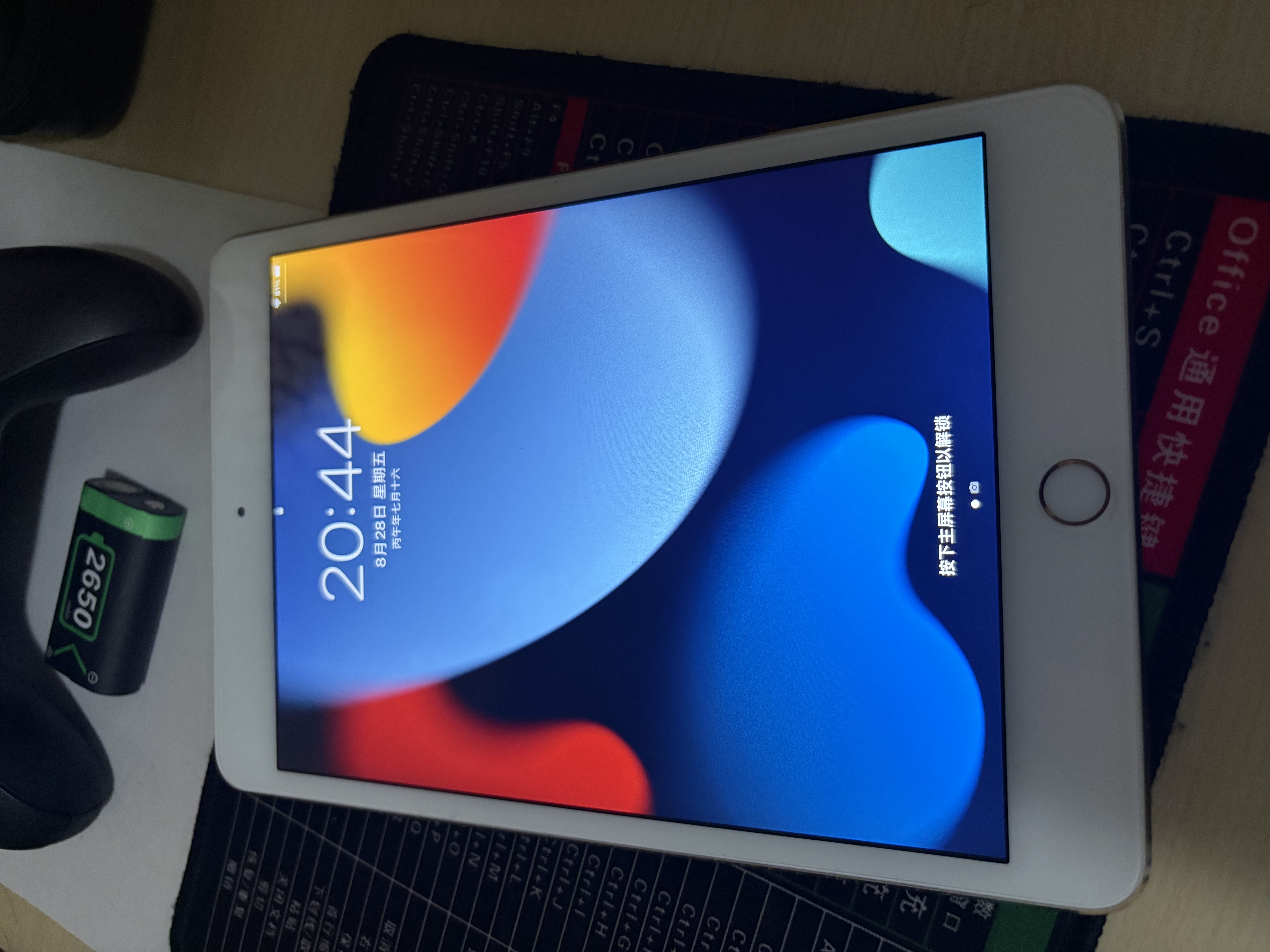 名樱适用于Apple/苹果ipad平板电脑钢化膜高清定位秒贴除尘舱防摔护眼防指纹全屏保护贴膜 iPad mini 4/5款通用【7.9英寸】 【定位秒贴舱】AR增透超清丨1套装 实拍图