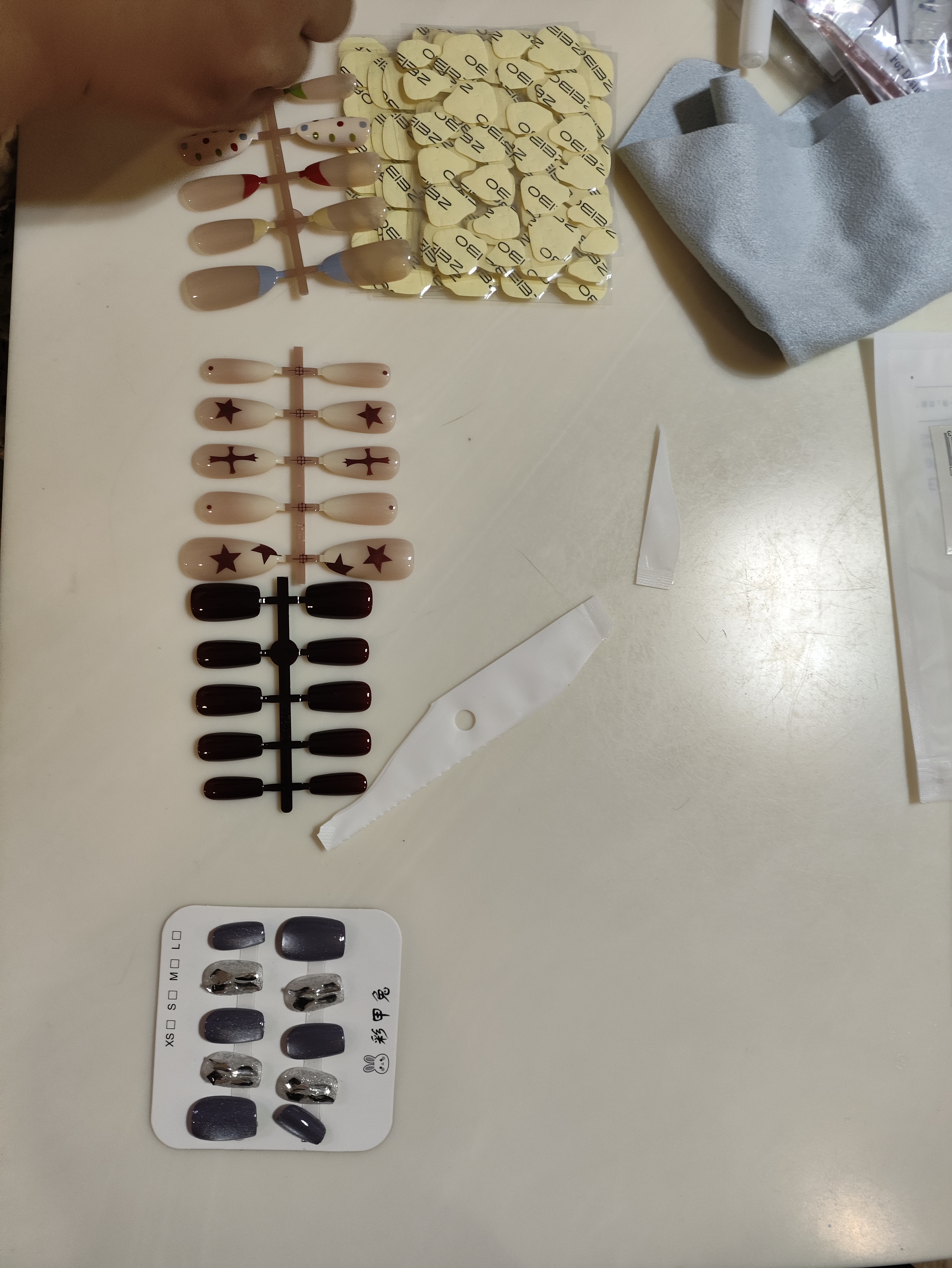 优家（UPLUS）穿戴甲美甲贴片24片(轻奢玫瑰)果冻胶假指甲片女神礼物 实拍图