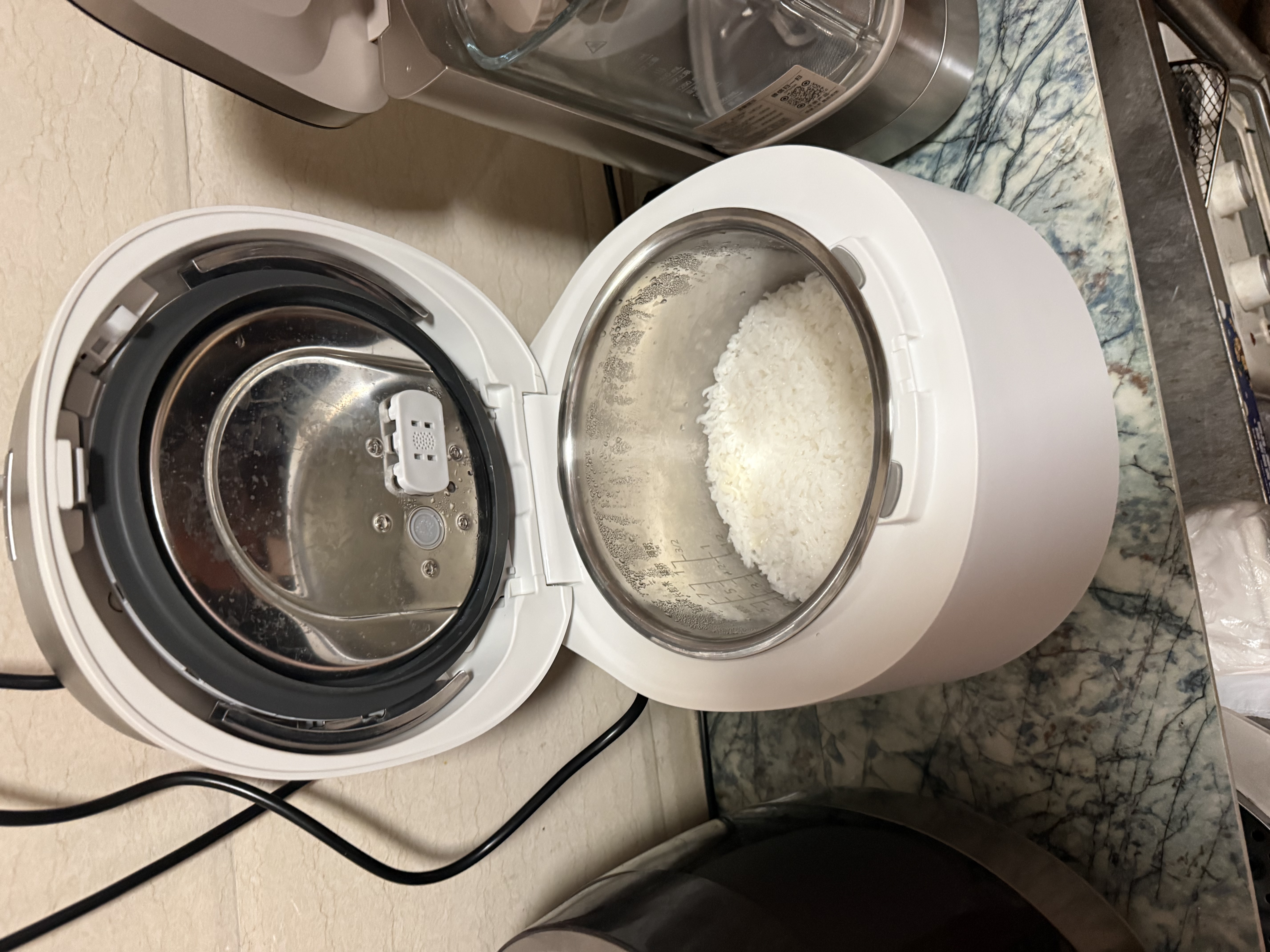 松下（Panasonic）【国家补贴】饭光光PRO微压电饭煲0涂层内胆不粘锅家用无涂层电饭锅4-5人IH加热不锈钢3.8升HXS151 实拍图