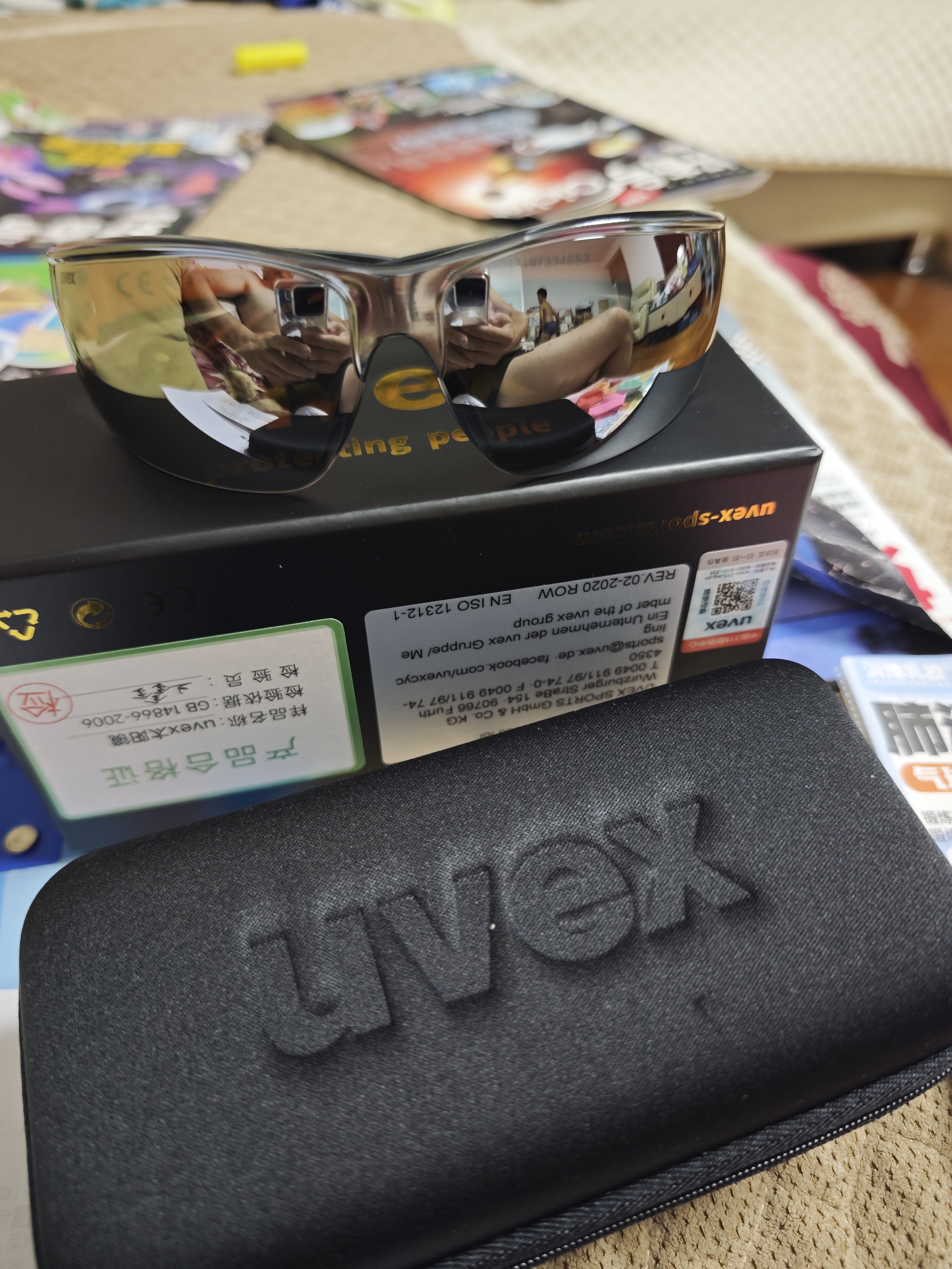 优维斯（UVEX） 204骑行眼镜户外运动跑步休闲太阳镜防紫外线防风墨镜骑车登山镜 黑-橙/银.镜面.cat.3 实拍图